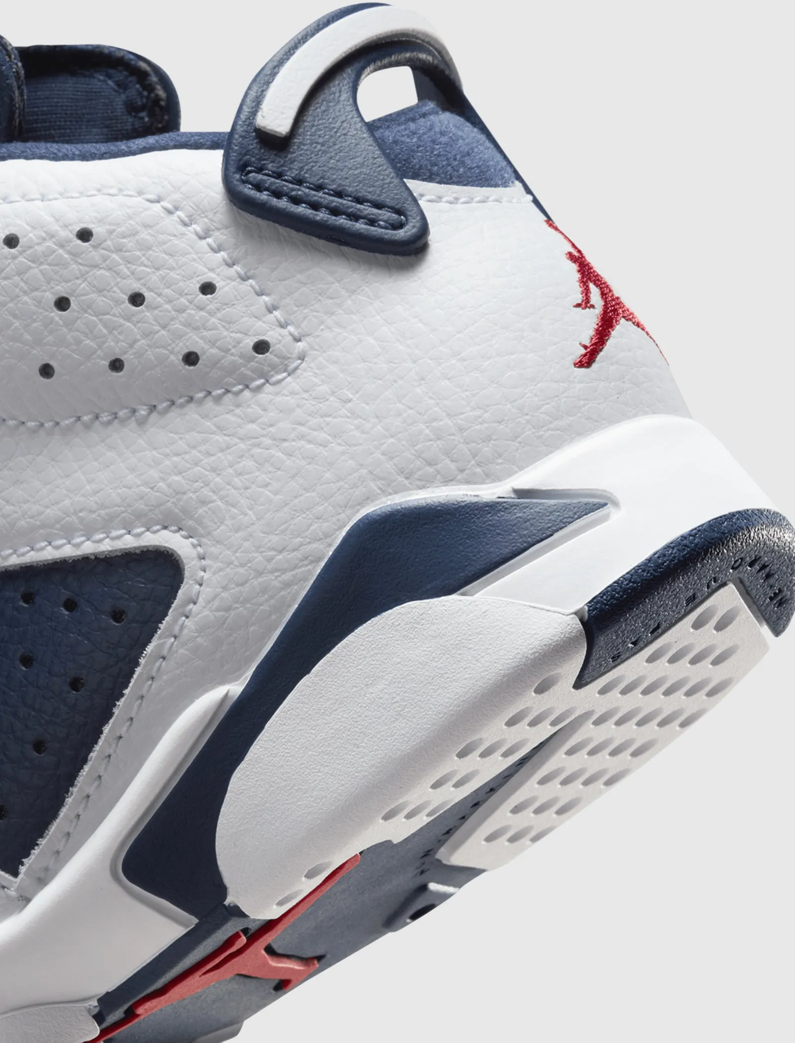 Sky Light Pool Time AIR JORDAN 6 RETRO "WHITE/VARSITY RED/MIDNIGHT NAVY" PS