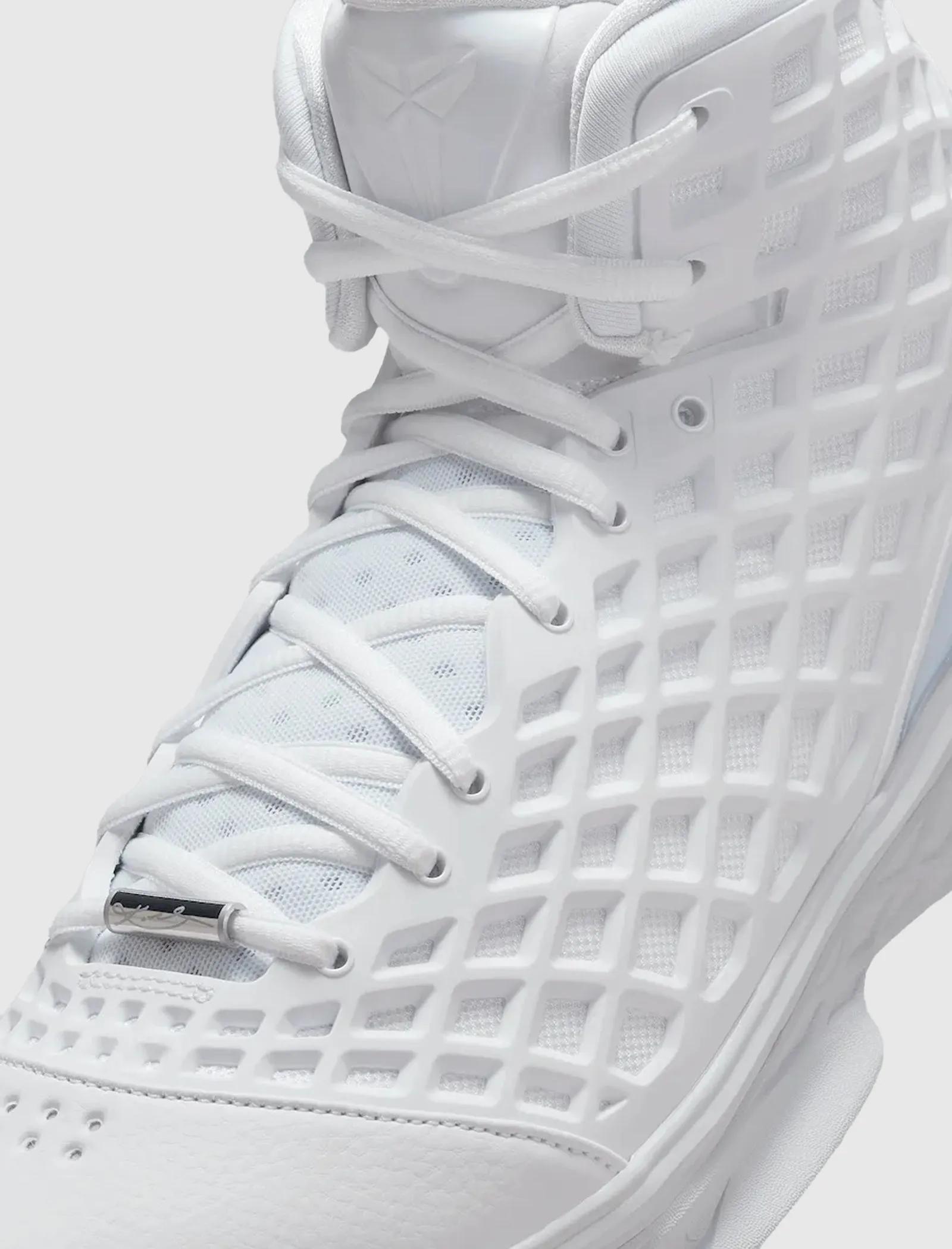 KOBE III PROTRO "HALO" Mesh Upper