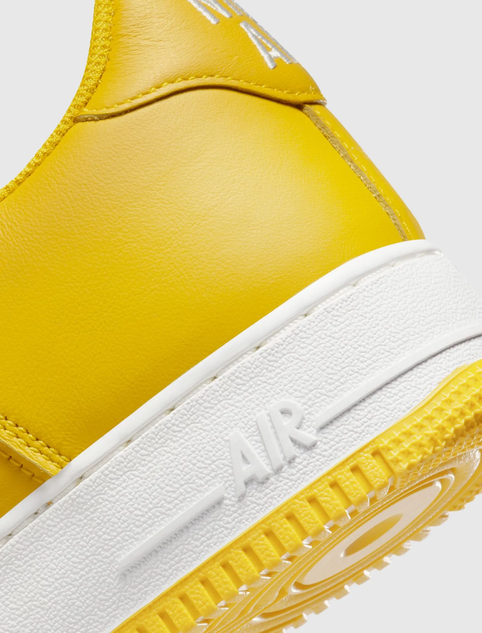 Urban Style Cushioned Insole AIR FORCE 1 LOW RETRO "YELLOW JEWEL"