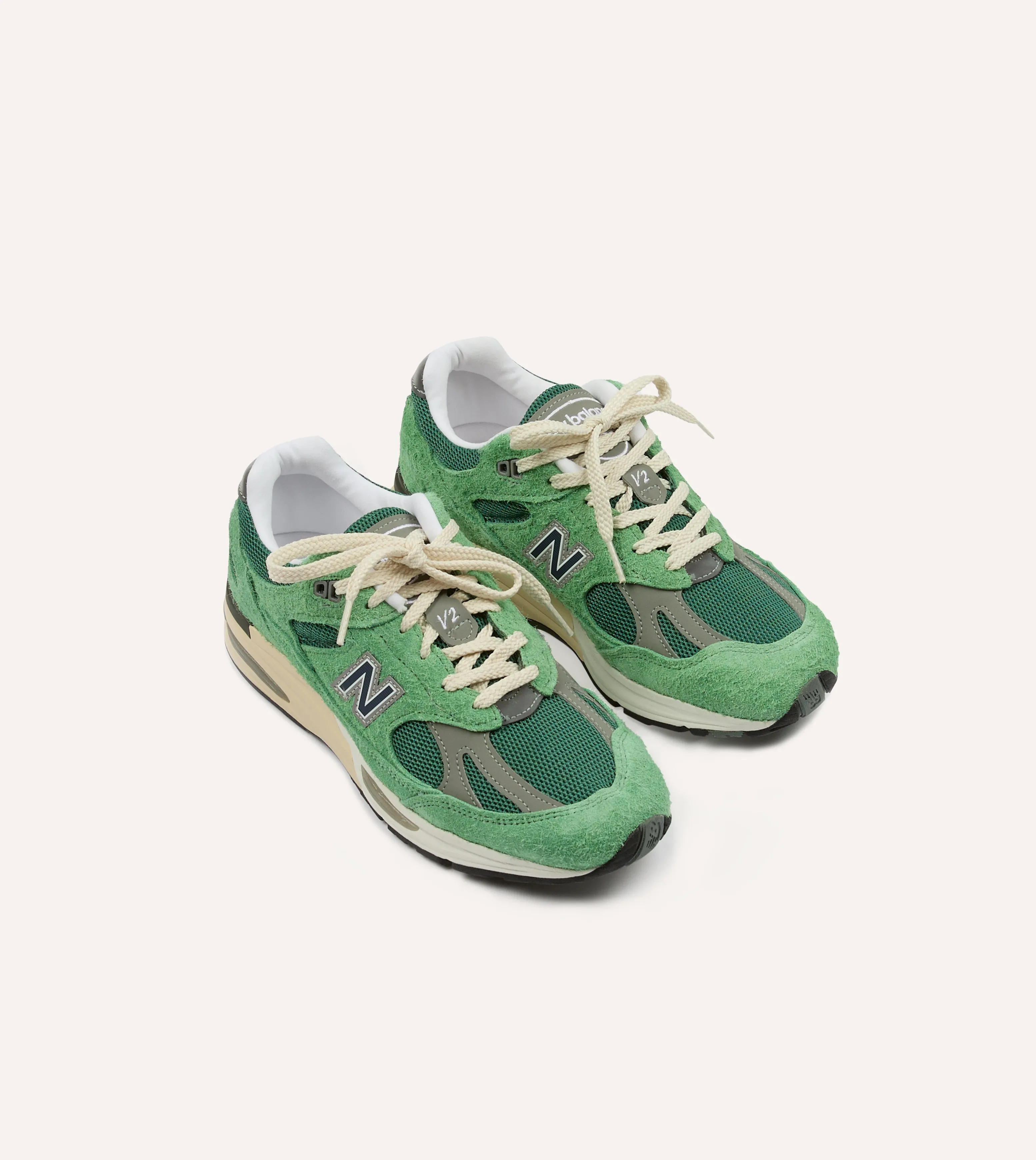 New Balance Green 'Grounded Pastels' Made in UK 991v2 Trainers Good Traction