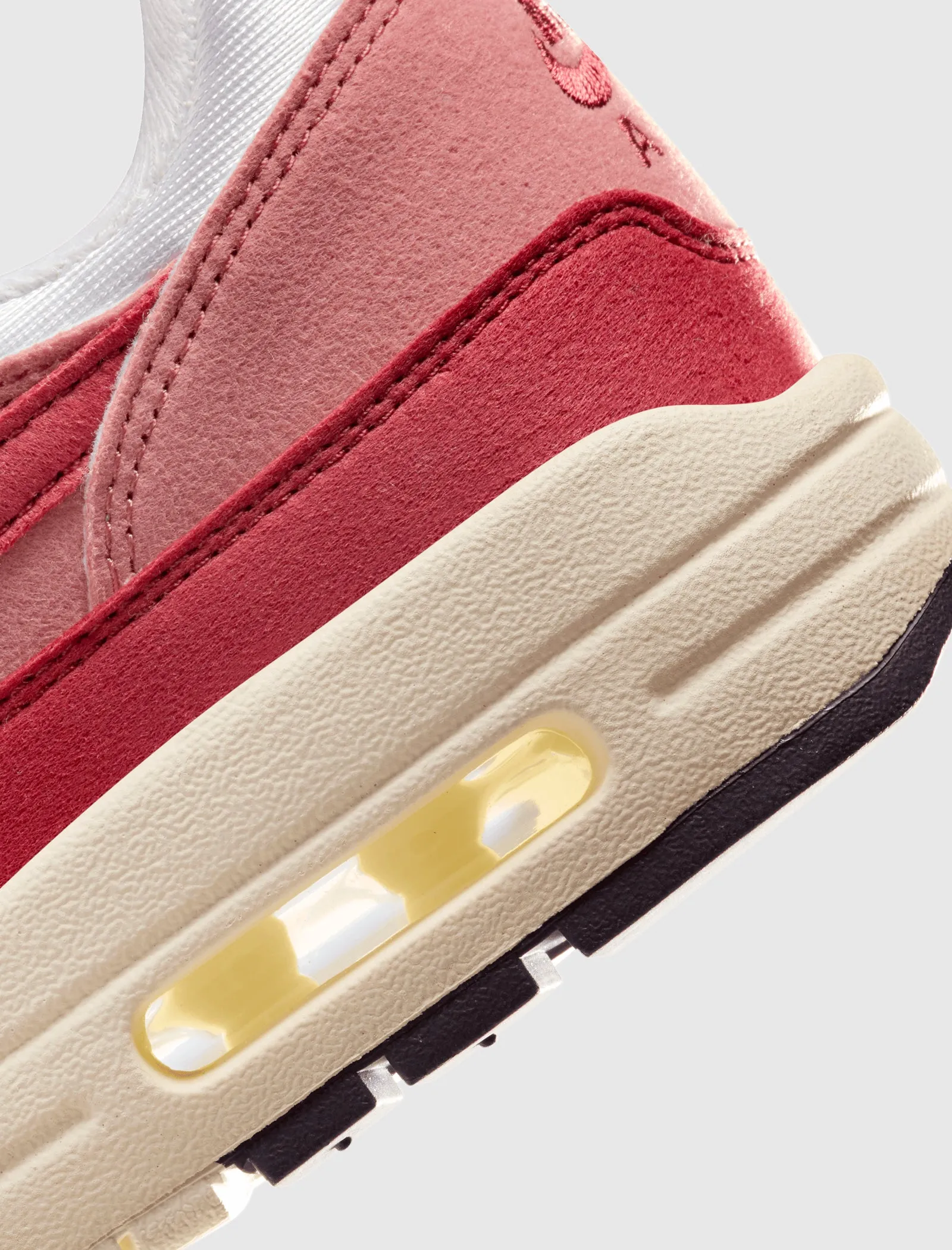 Foam Lining Trail Running WOMEN'S AIR MAX 1 "RED STARDUST"
