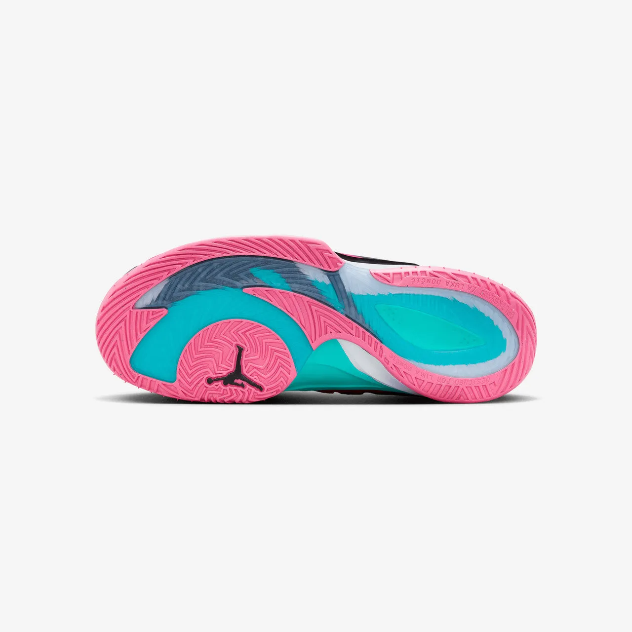 Jordan Luka 3 Classic Chic Ergonomic Cold Weather