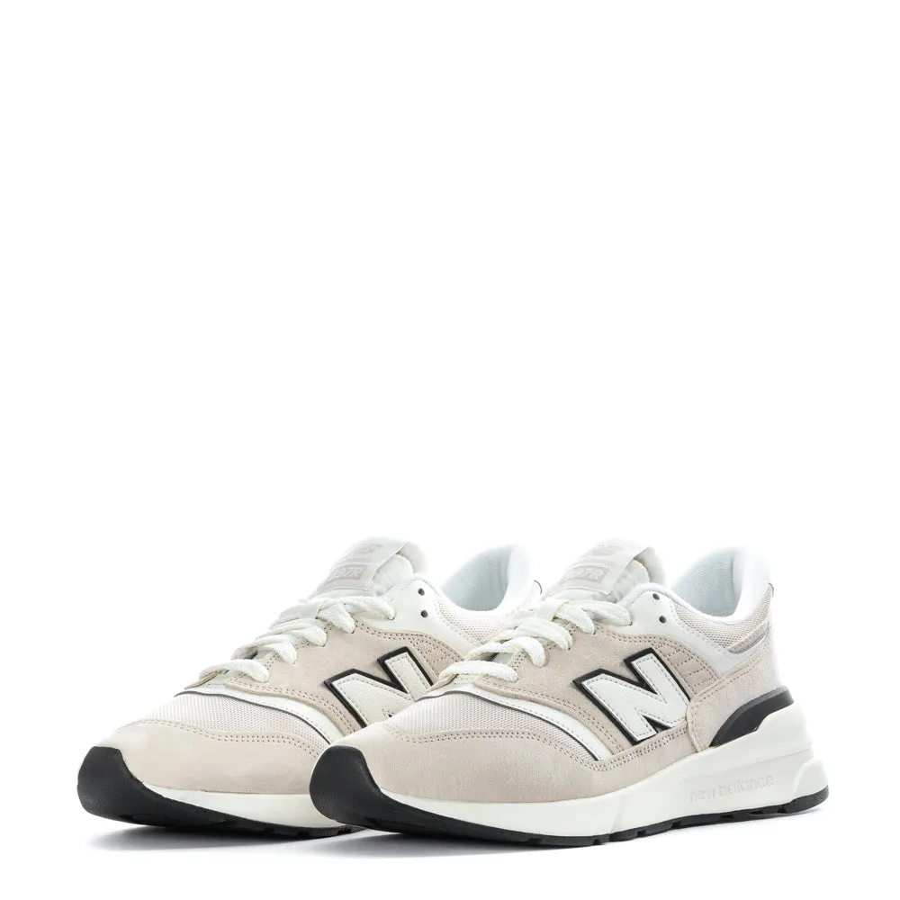 running with a mid - top design 997R - Mens