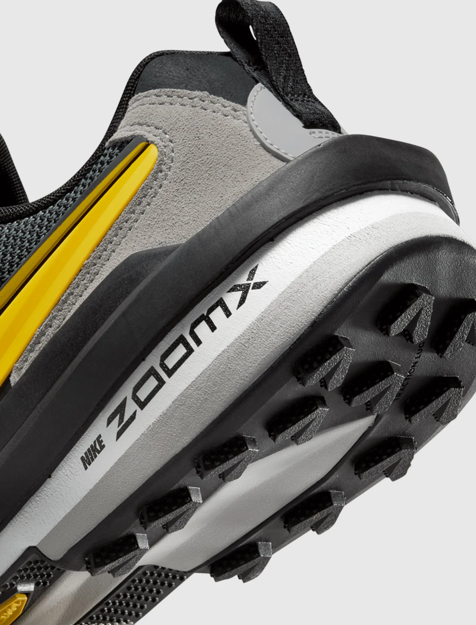 SACAI ZEGAMADOME "MATTE SILVER/TOUR YELLOW" Stone Grip