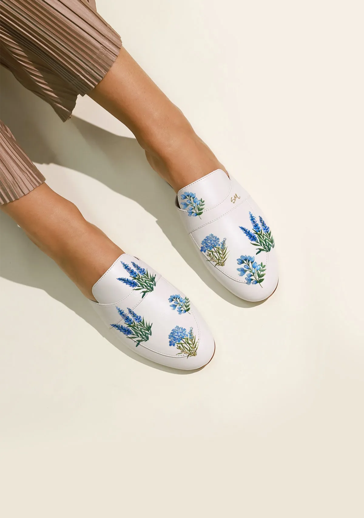 Blue Flowers White Mule Anti Fatigue