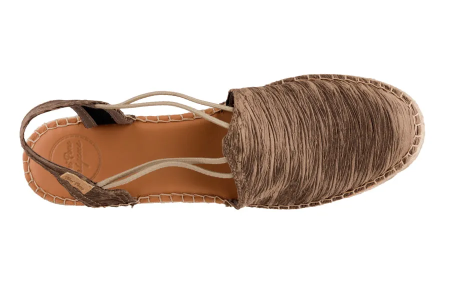 Night Jog Fashion-Forward Look Tp Velvet Taupe