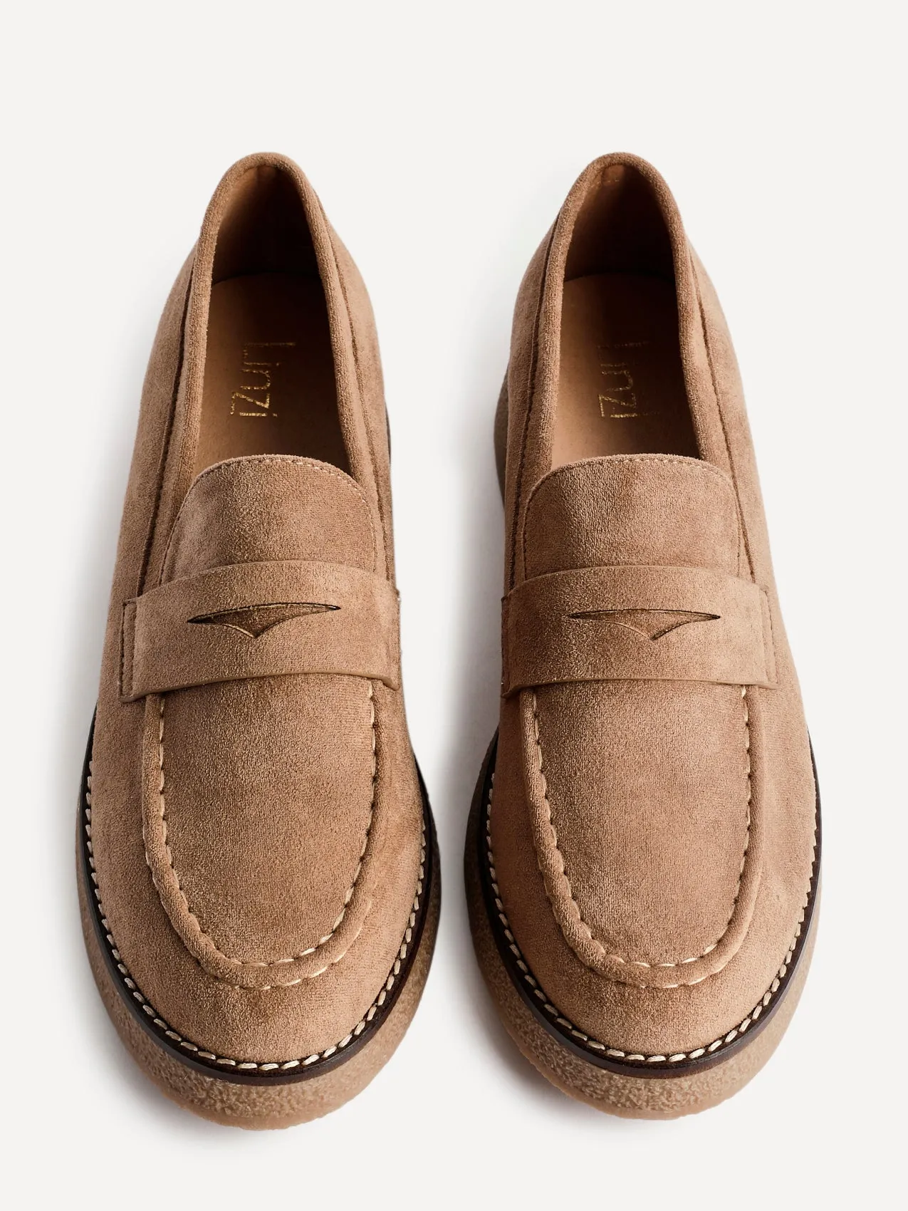 POISED Lightweight Shoes Simple Comfort
