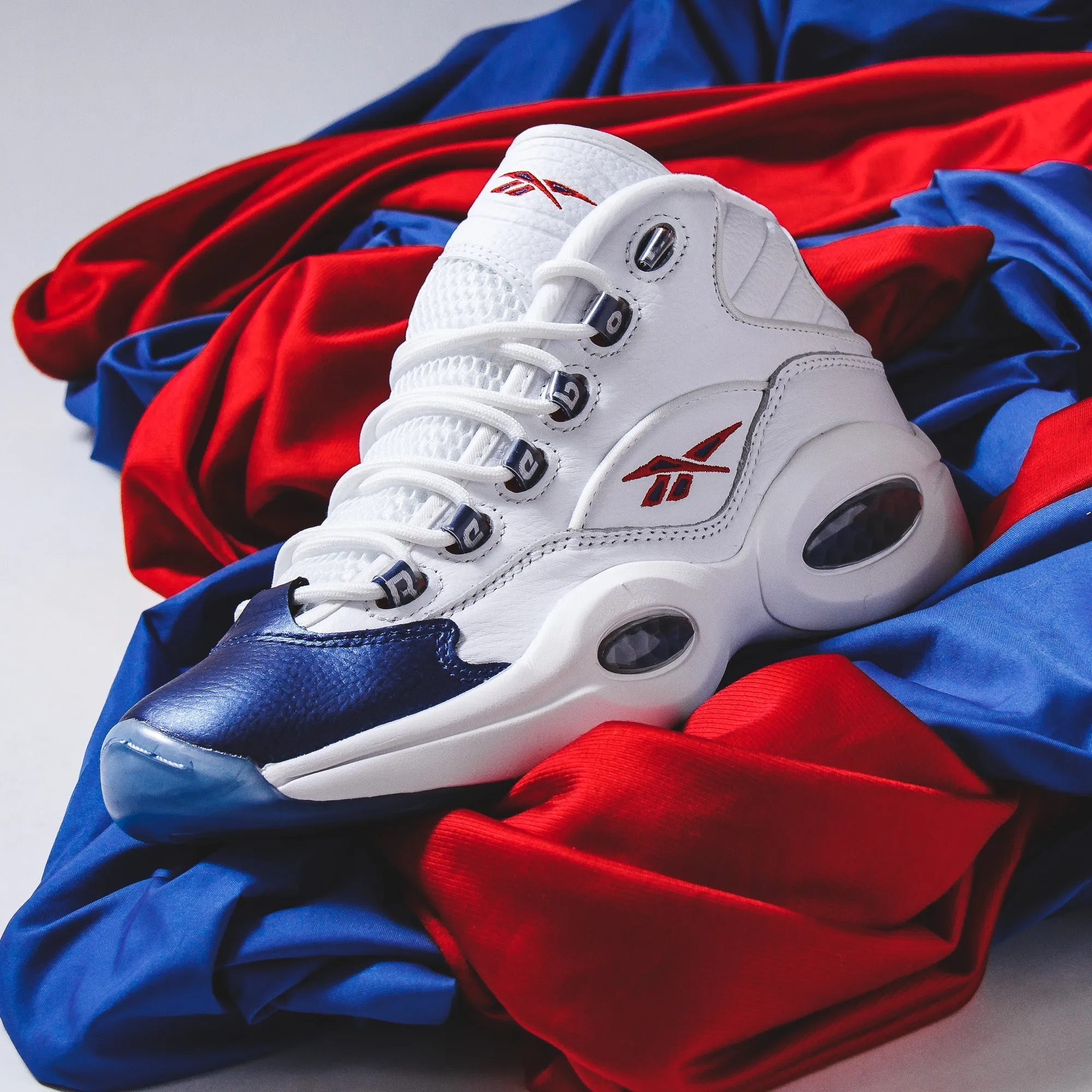 Motion Control Tech Hyperburst Cushion Reebok Classics Basketball Men Question Mid Allen Iverson Blue Toe GX0227