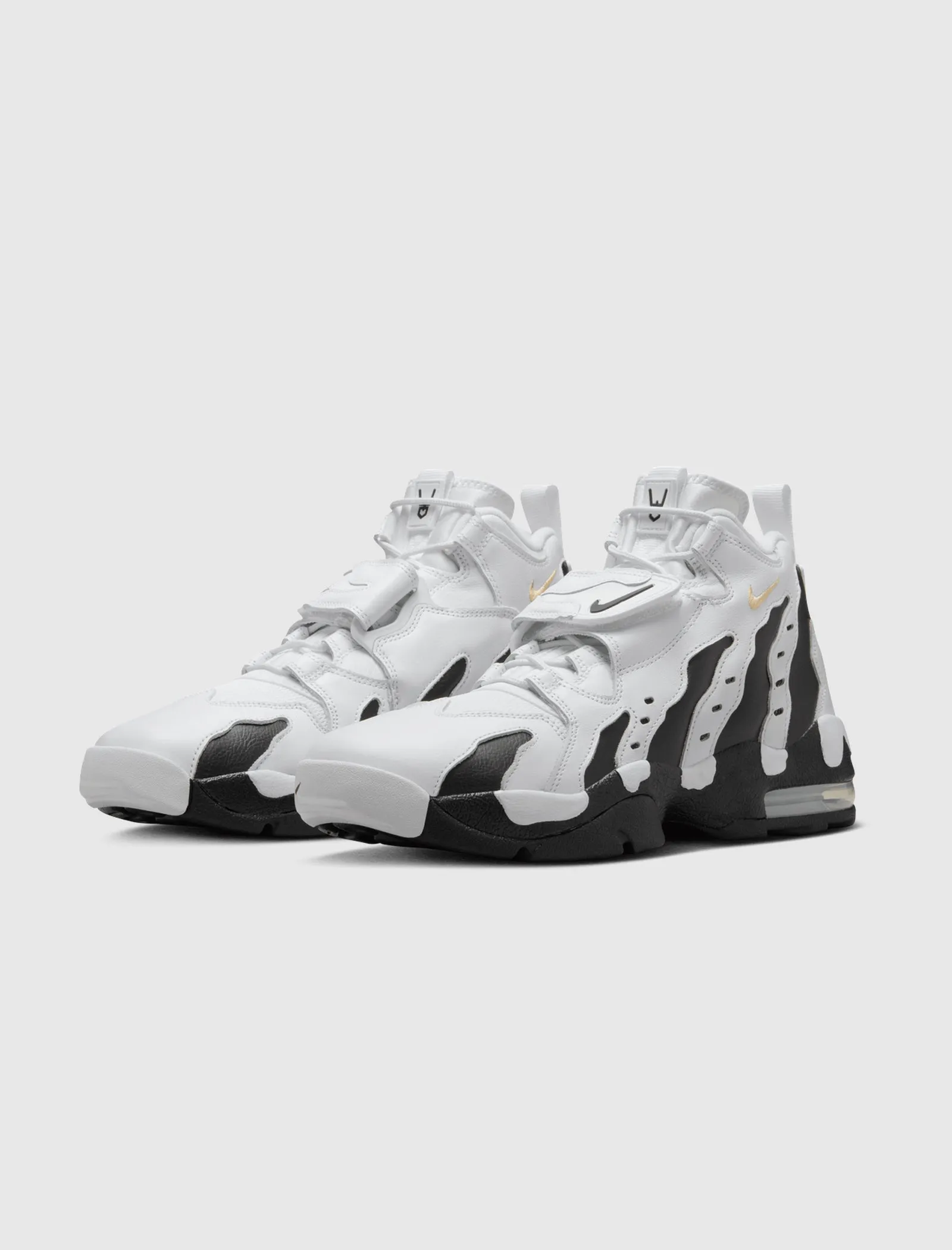 AIR DT MAX '96 "WHITE/ BLACK/ VEGAS GOLD" Moon Walk