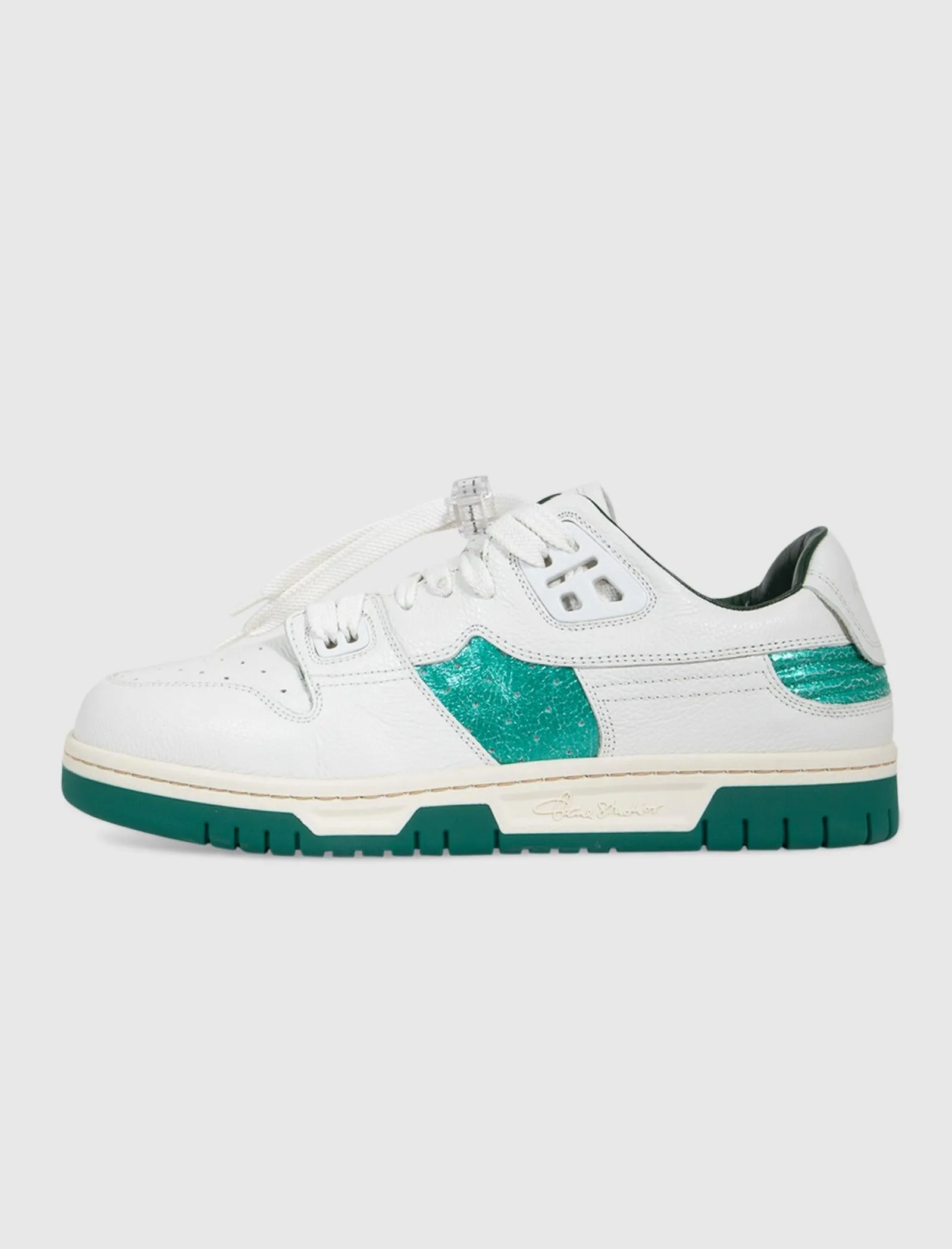 LOW TOP SNEAKERS Breathable Road Trip