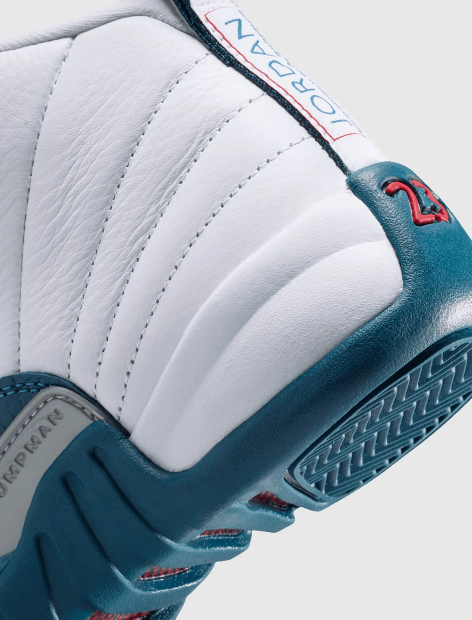 Cosmic Glow AIR JORDAN 12 RETRO "FRENCH BLUE" GS