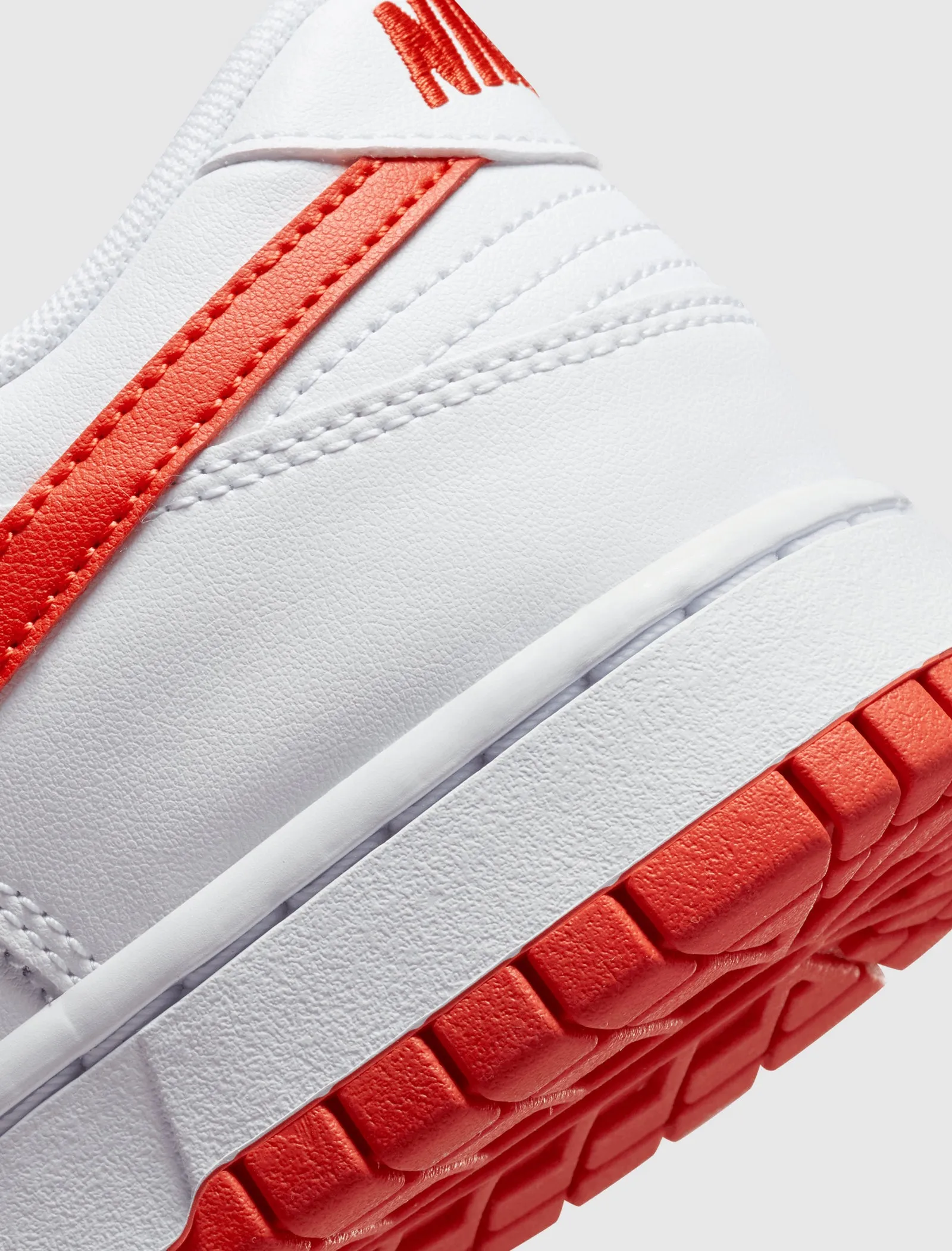 DUNK LOW RETRO "PICANTE RED" Arch Support Wellness Seekers Wet Grip
