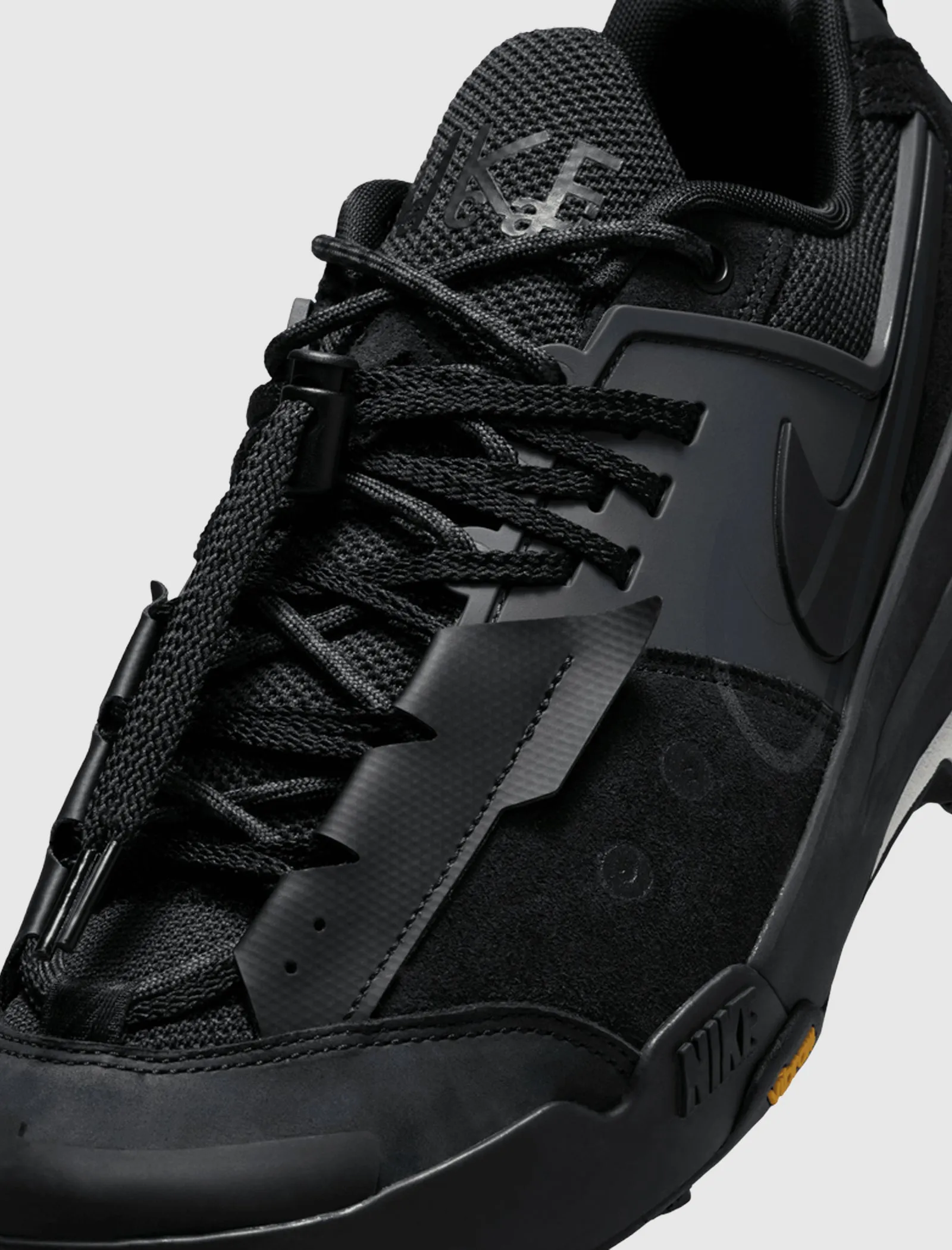 Winter Warm Deep Shade SACAI ZEGAMADOME "BLACK/ANTHRACITE"