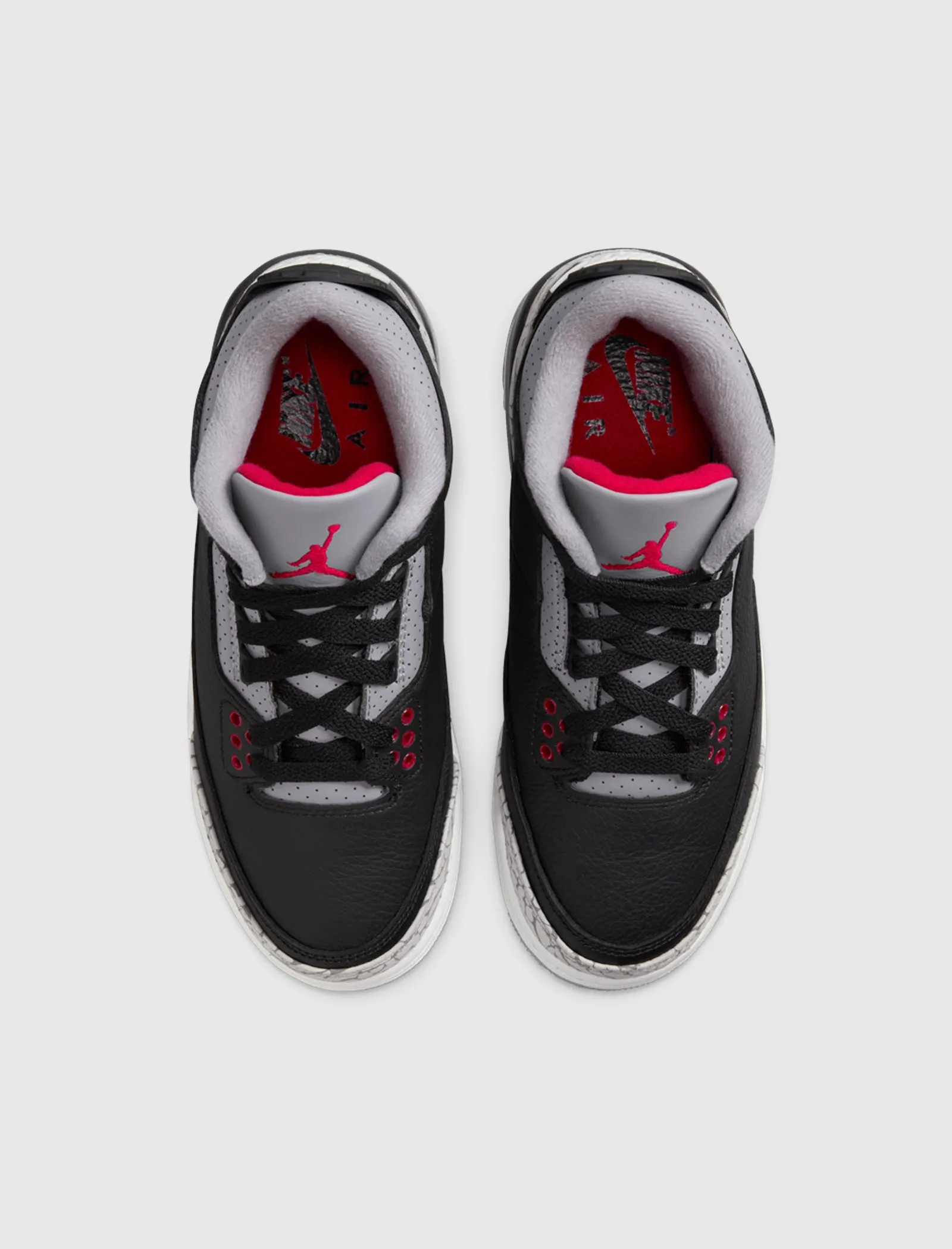 Tropic Mode Comfort Slope AIR JORDAN 3 RETRO "BLACK CEMENT" GS