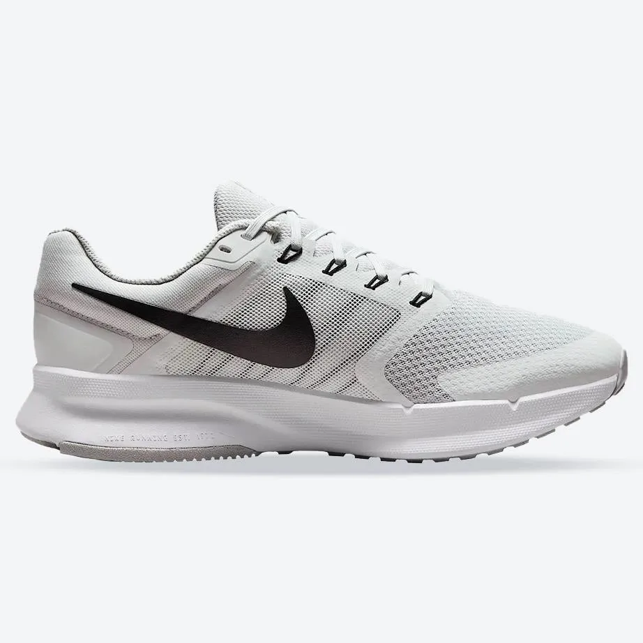 Men's Wide Fit Nike FZ9666-005 Run Swift 3 Running Sneakers Month Strong