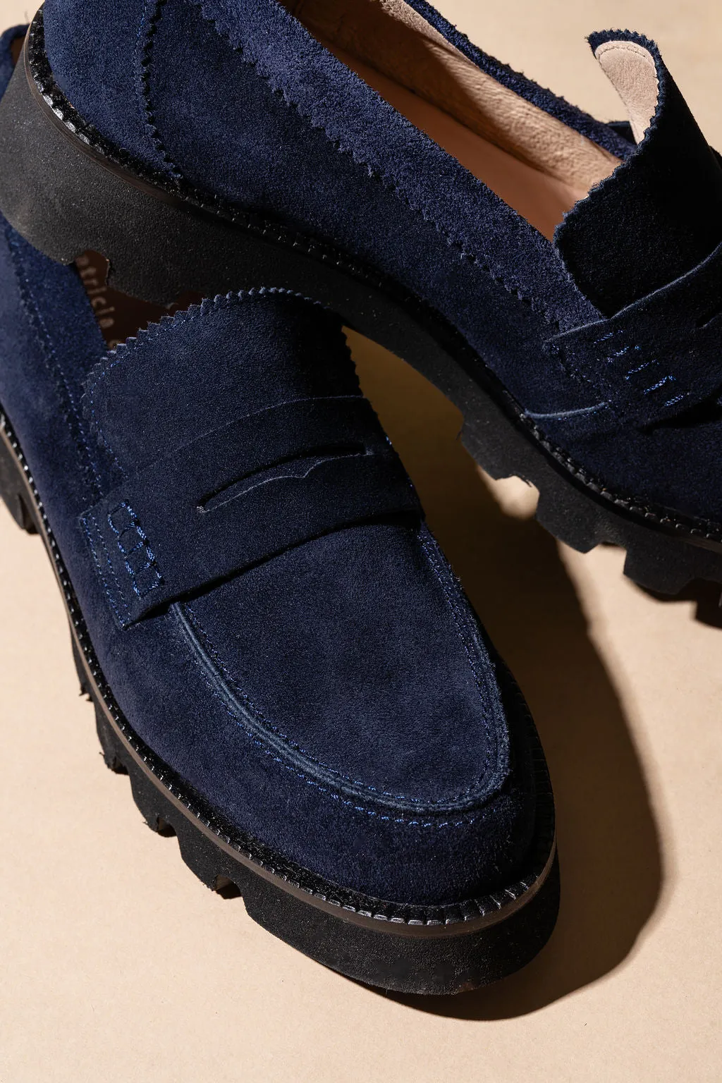 Angel Mood Vince Lug Sole Penny Loafer