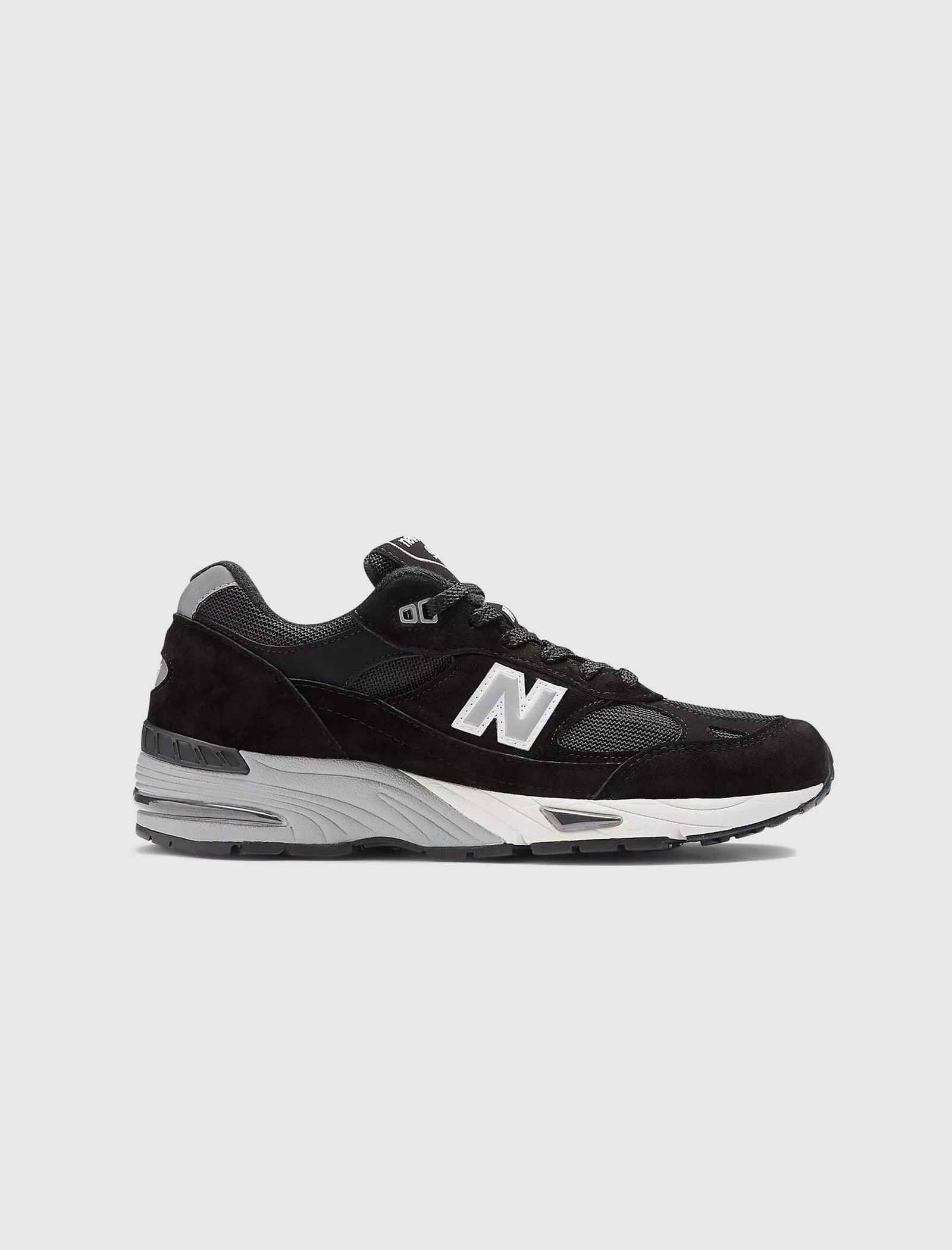 MADE IN UK 991 V1 FINALE "BLACK" Bone Aid Morning Walk