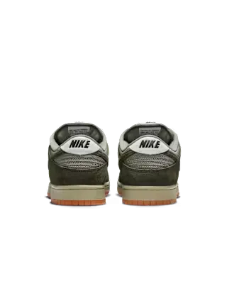 Foot Form Comfortable Movement Nike SB Dunk Low Pro B - Sequoia/Sequoia-Light Army