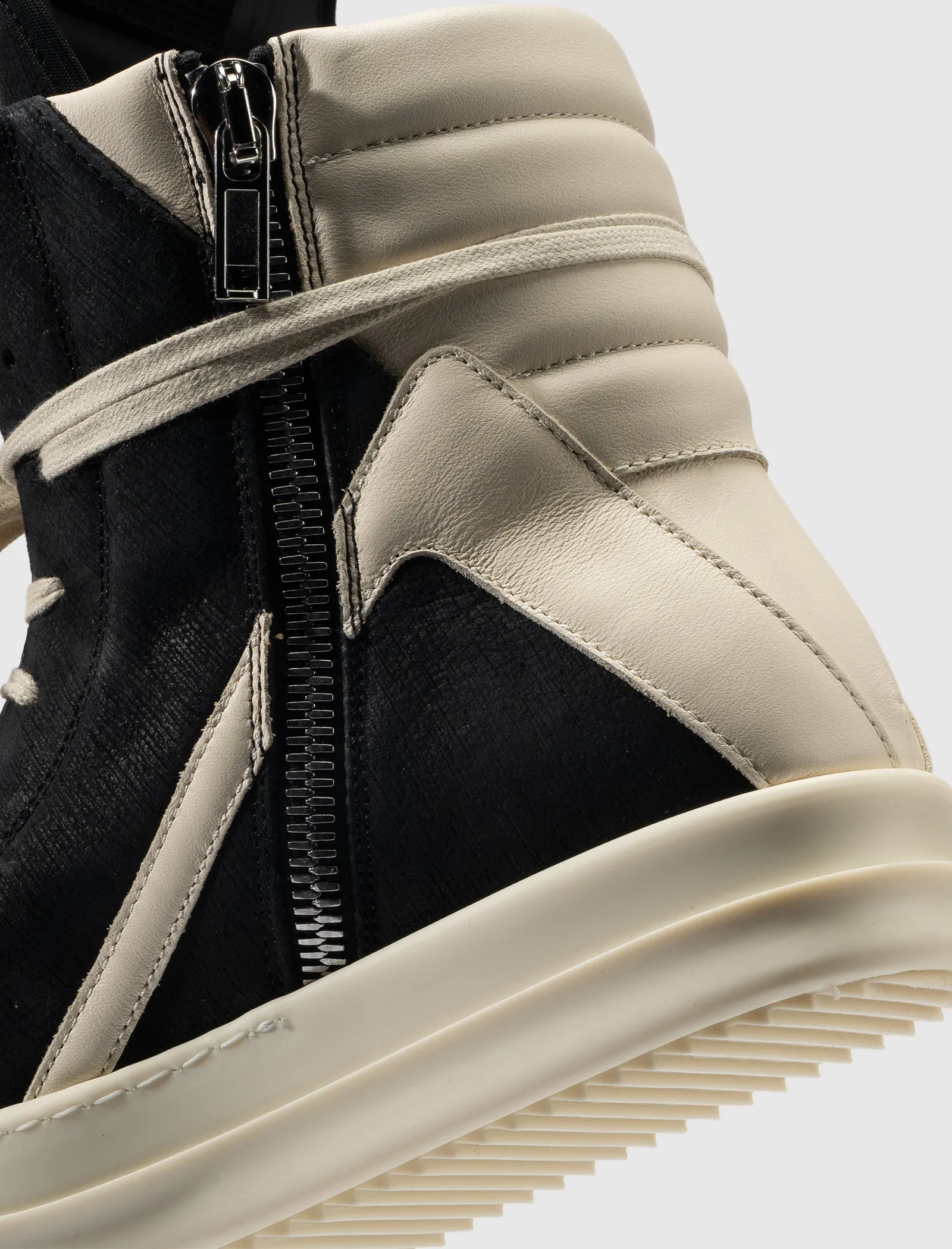GEOBASKET SNEAKERS Soft Lining Year long
