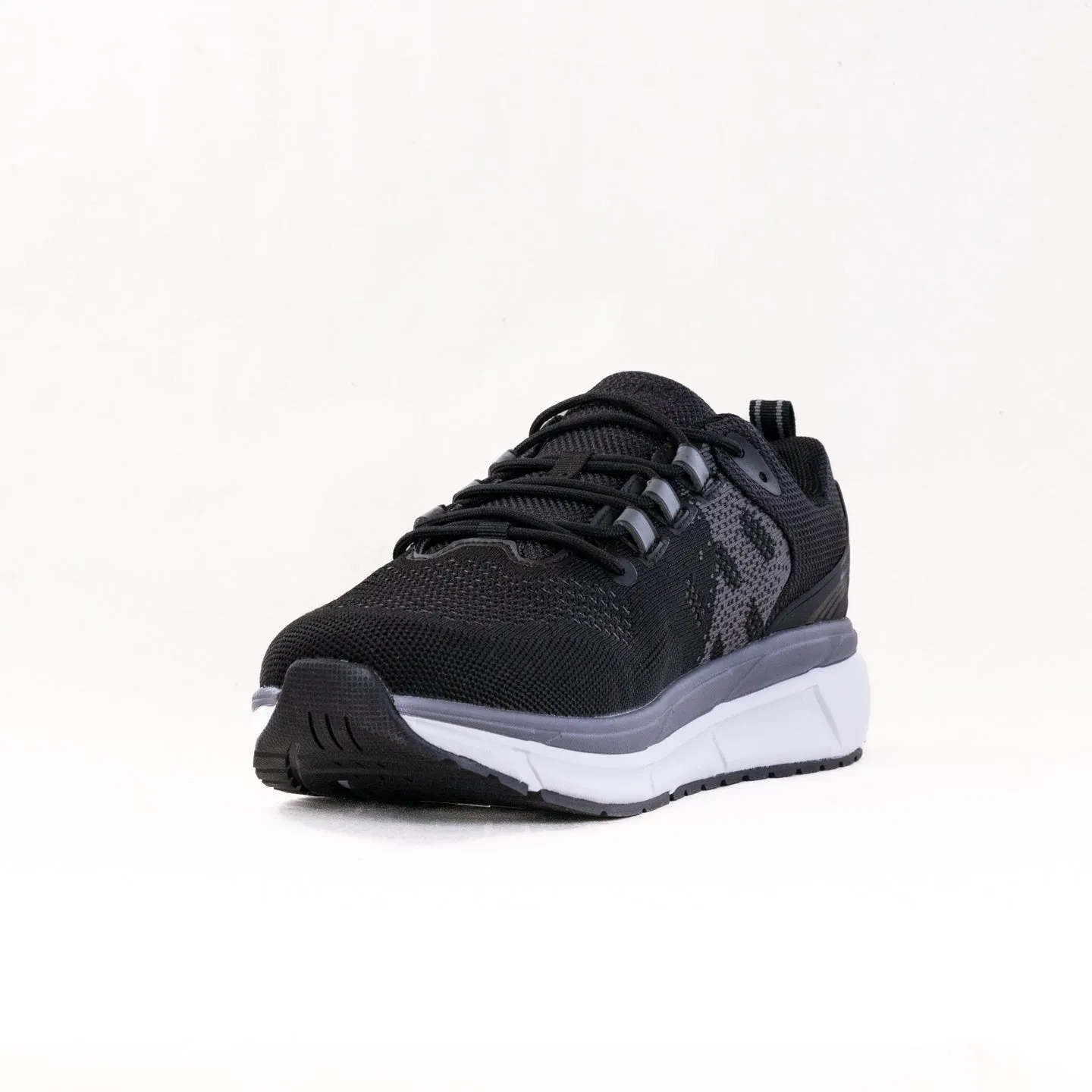 Cleated Soles Propet Ultra 267 (Men's) - Black/Grey