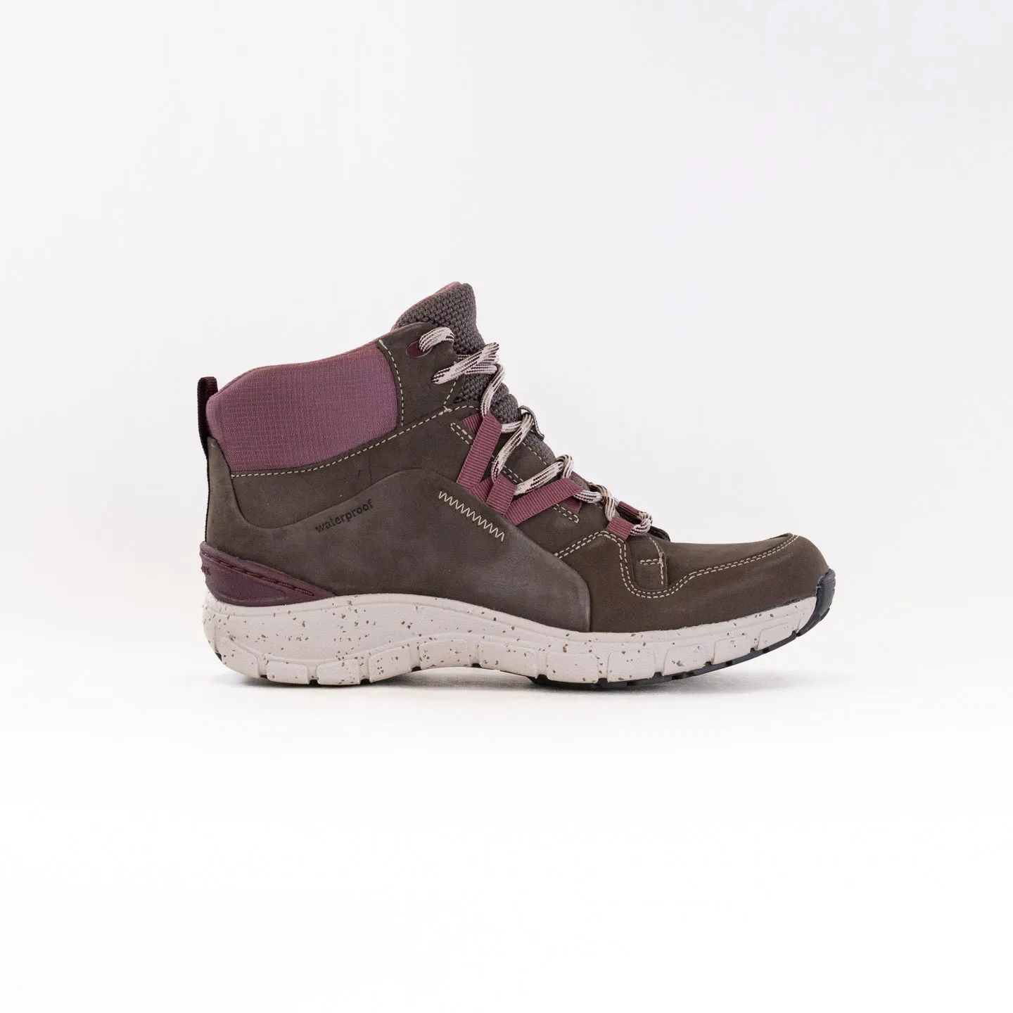 Clarks Wave Summit Waterproof (Women's) - Taupe Quick Adaptation