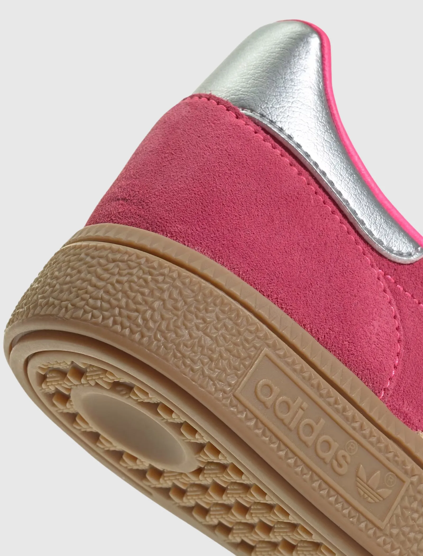 Sturdy Build HANDBALL SPEZIAL "LUCID PINK"