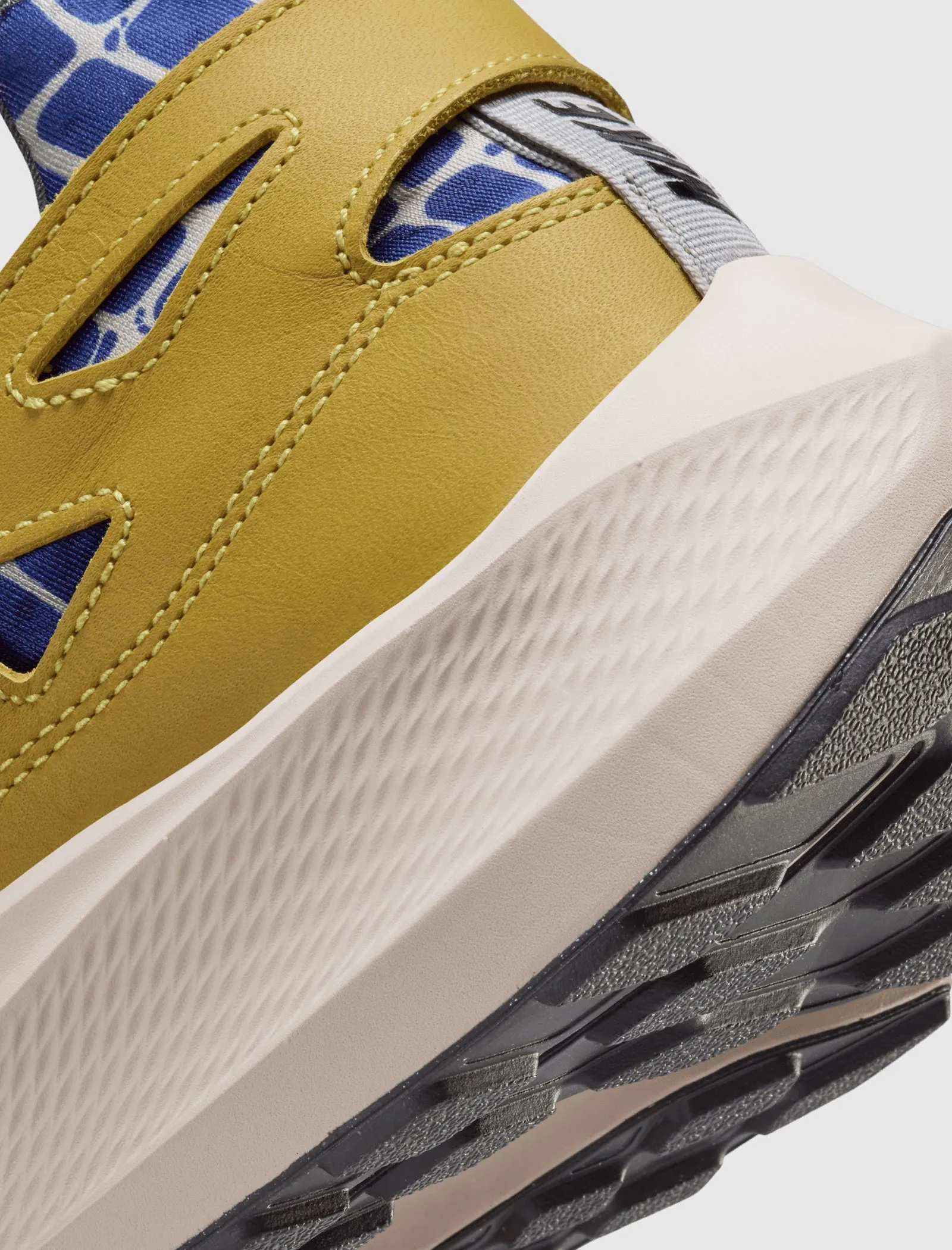 PATTA AIR HUARACHE "SAFFRON/QUARTZ/SANDDRIFT" Low Profile Weekend Trip Comfort Bend