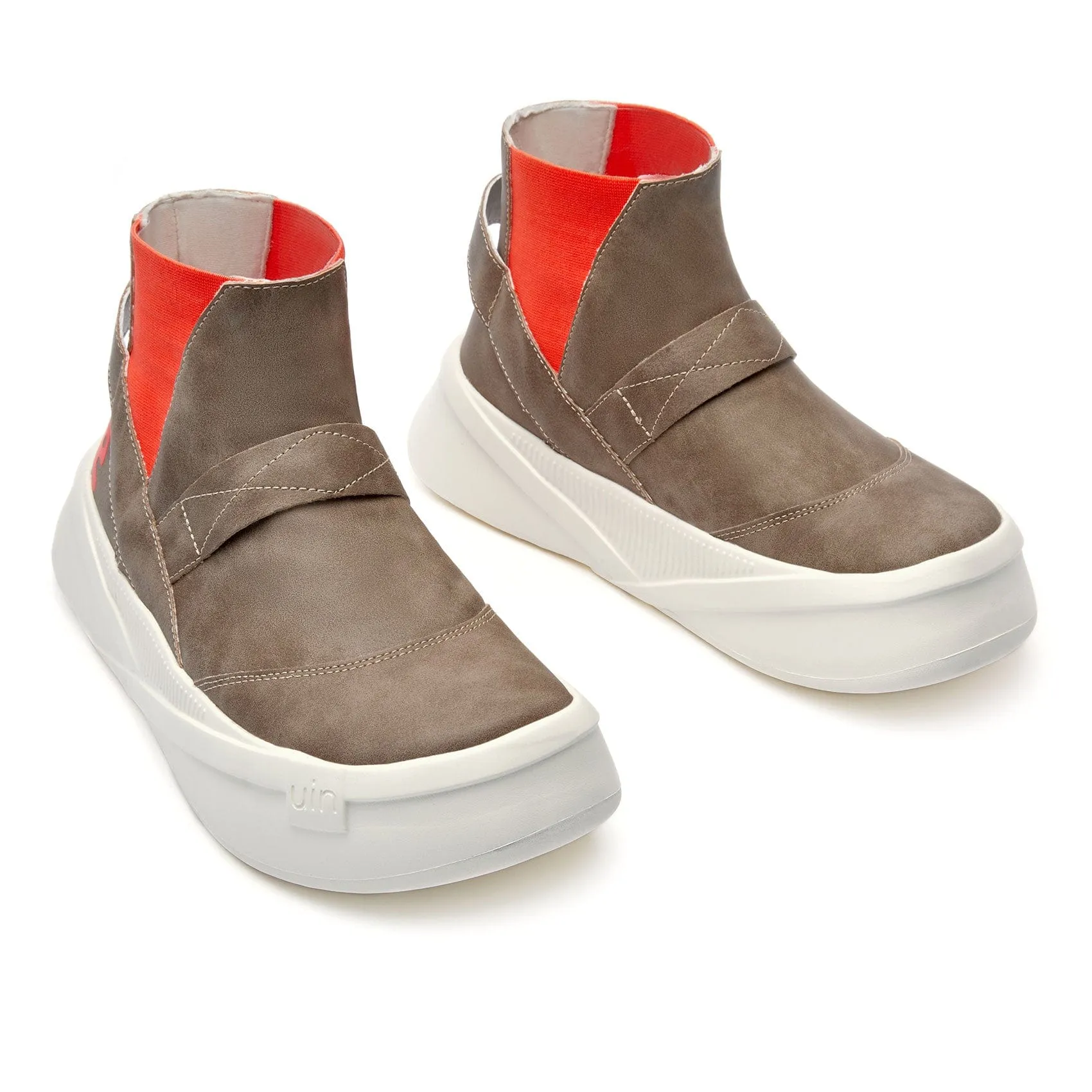 Smooth Surface Dark Truffle Victoria III Women