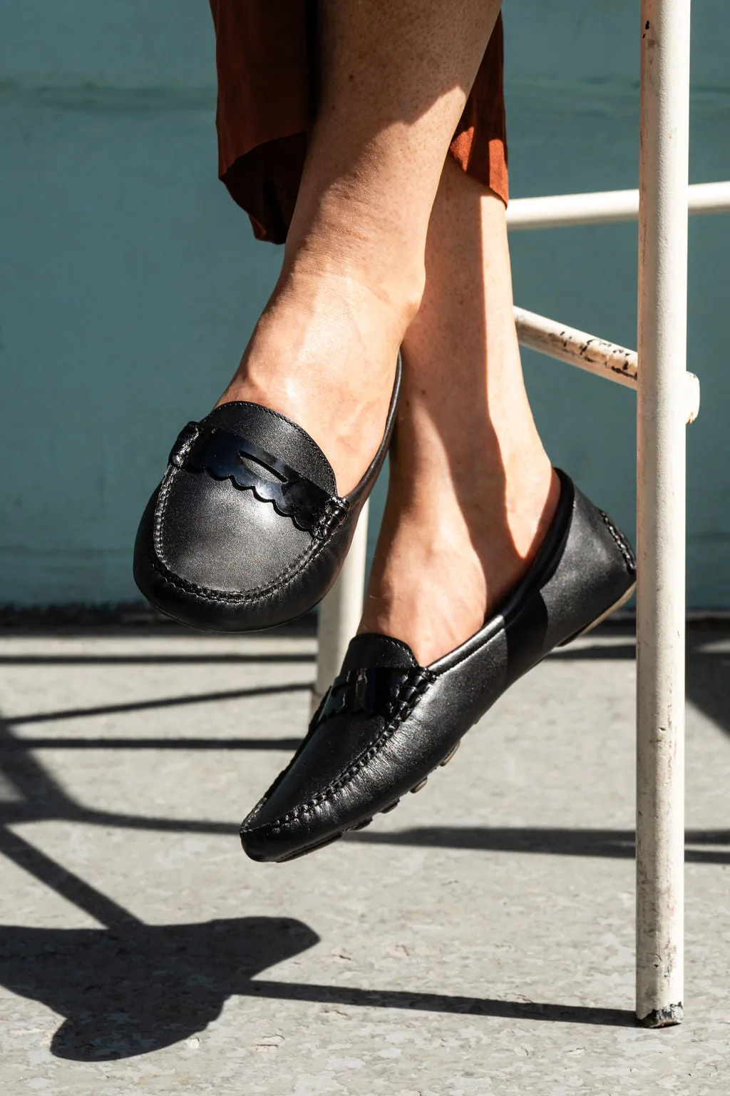 Janet  Scalloped Penny Loafer Driving Shoe Trail Strong