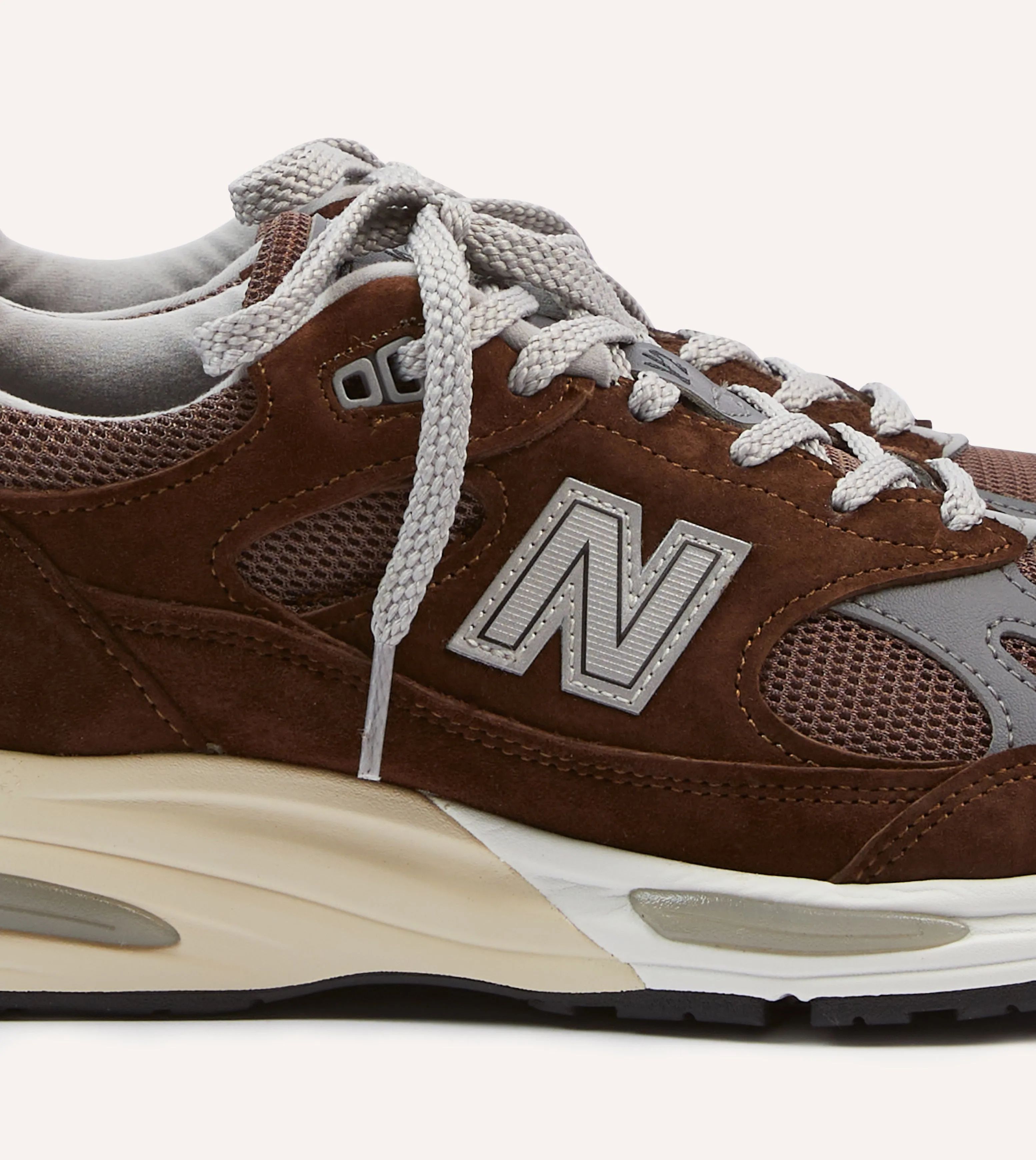 Grip Hold New Balance Pinecone Made in UK 991v2 Trainers