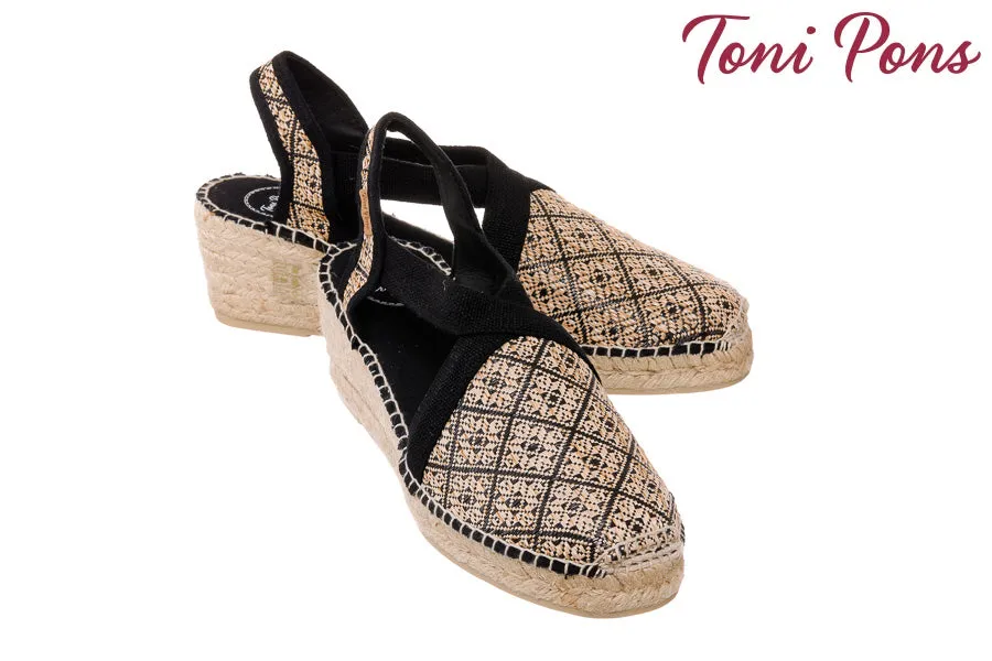 Tp Amor Bare Wear