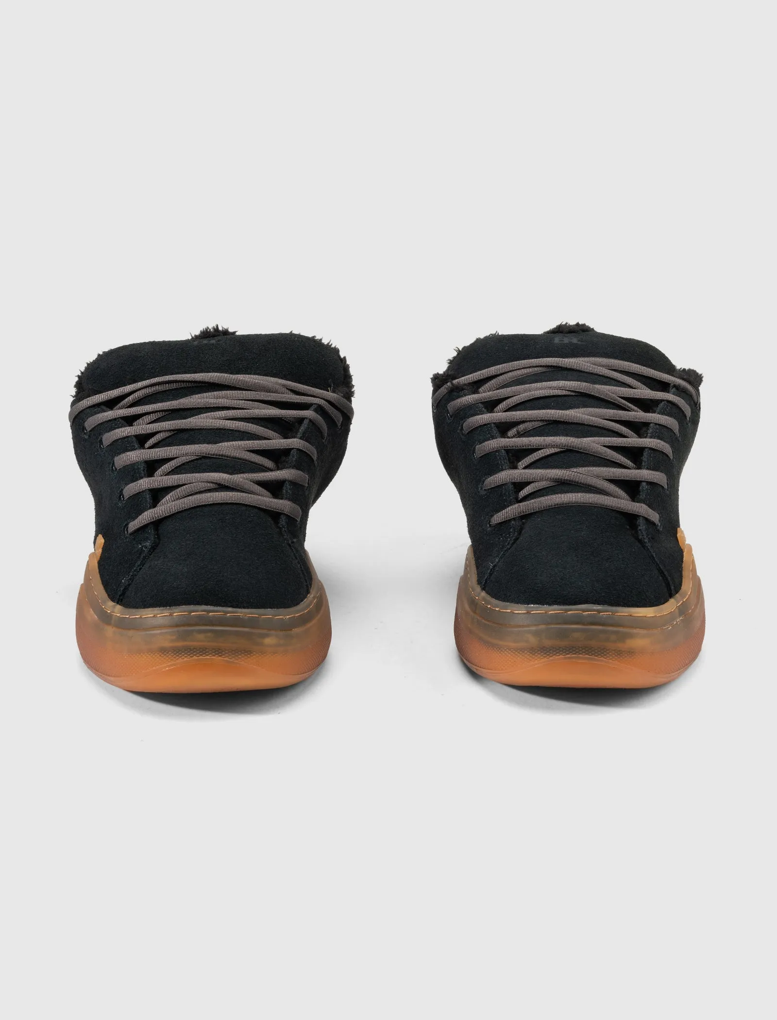 VAMP SKATE SNEAKER "PIRATE BLACK" Anti Slip