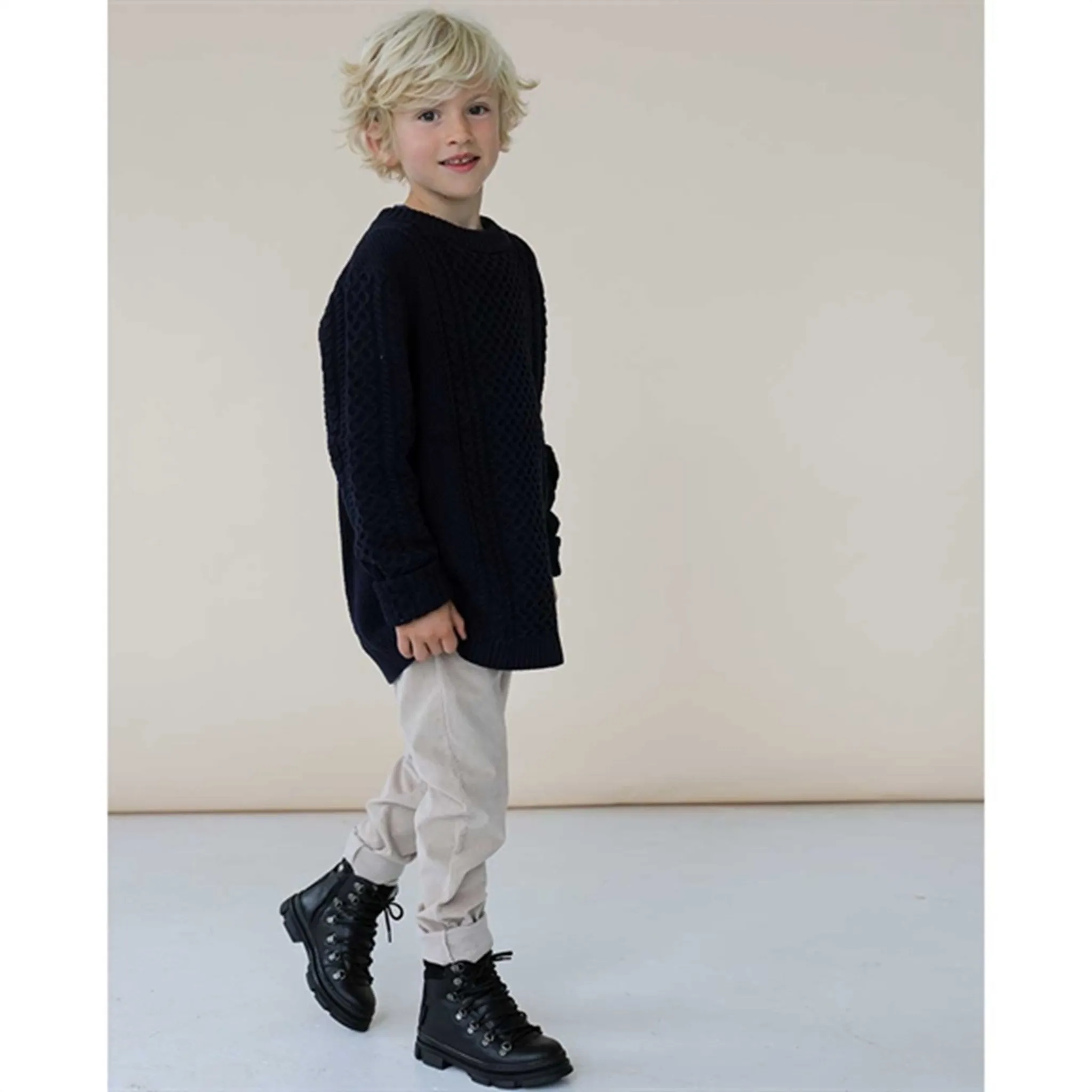 Snowy Terrain Snow Tracks Angulus TEX Boots w. Laces And Zipper Black 2118-101-7202-2185/1163
