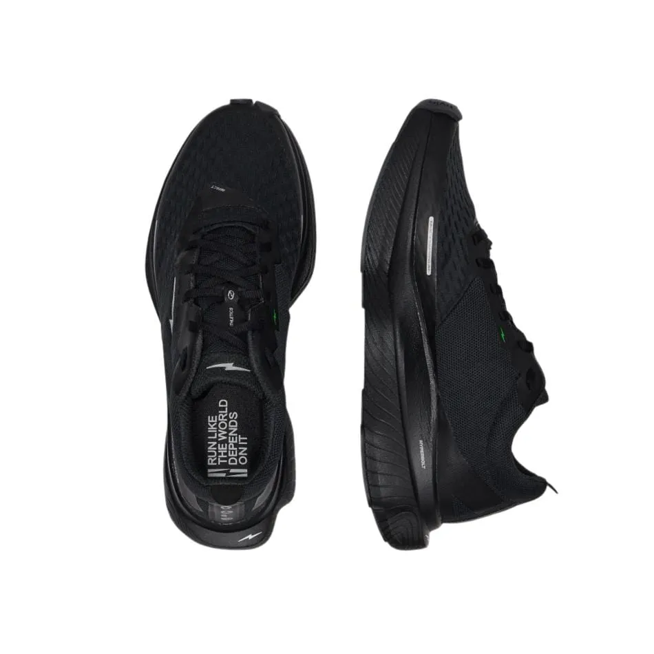 Lightweight Upper Straight Running Hylo Unisex Impact Running Shoe in Triple Black