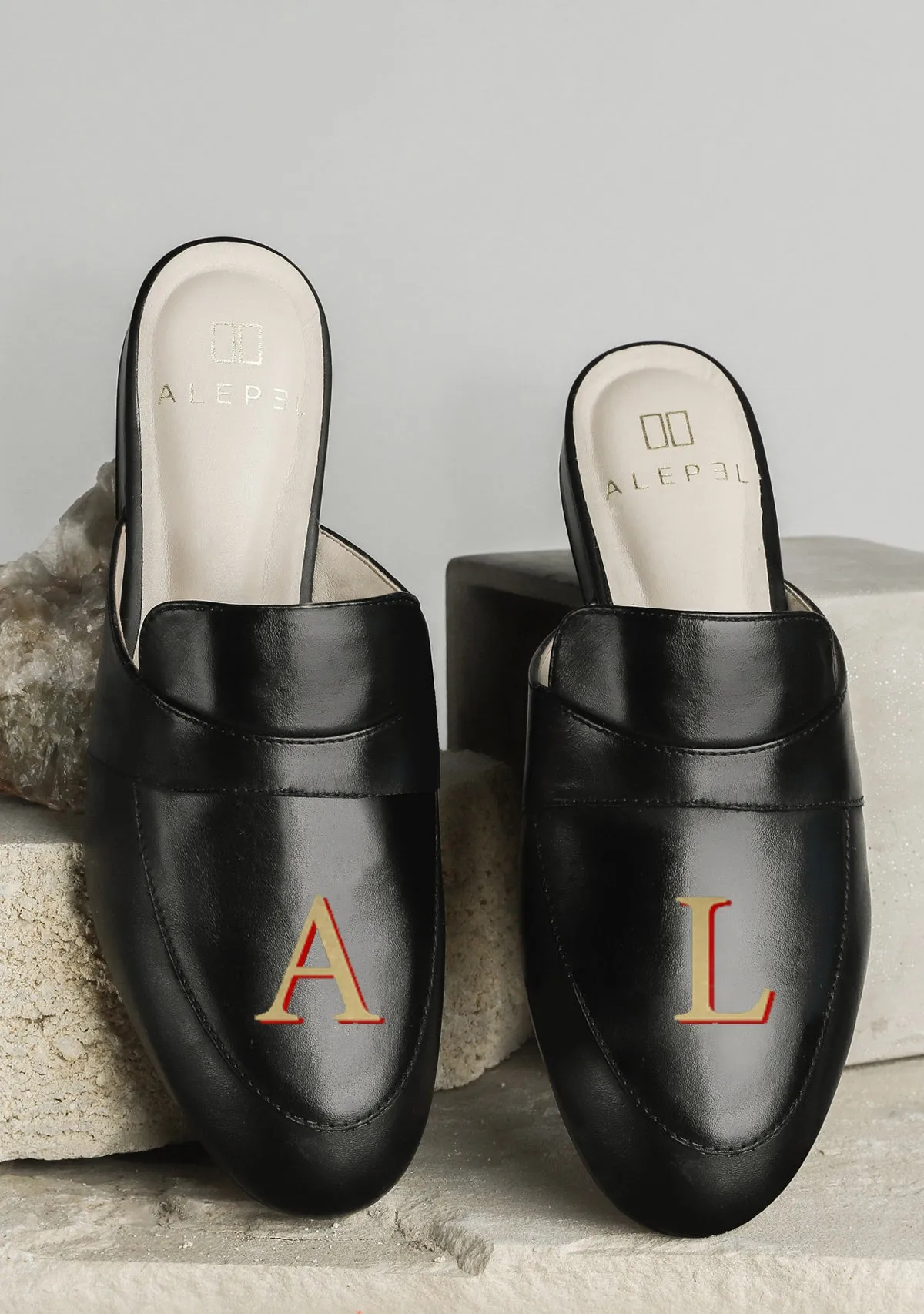 Daylong Comfort Heel counter Monogram Black Mule