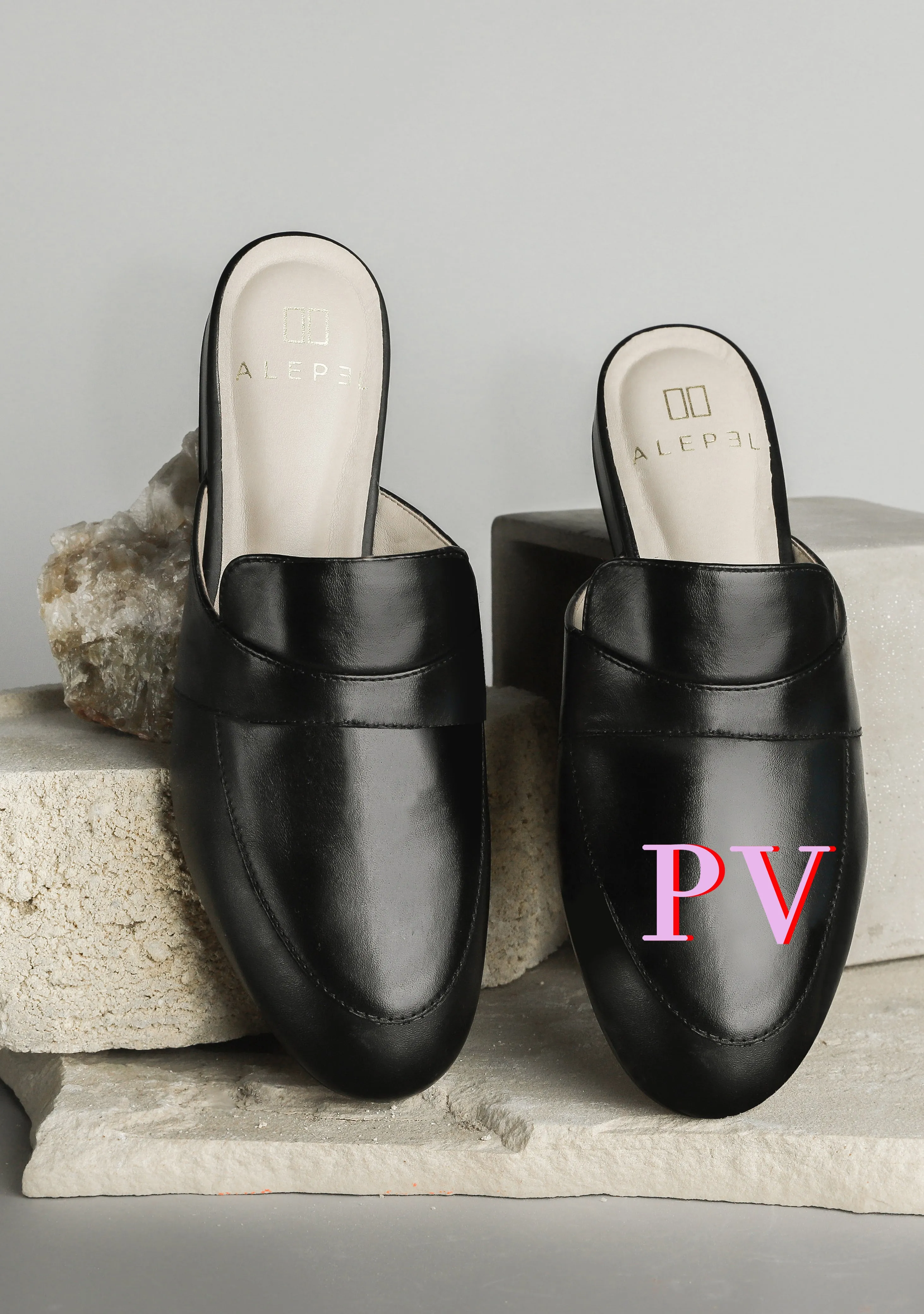 Minimalist Lace Up Style Monogram Black Mule