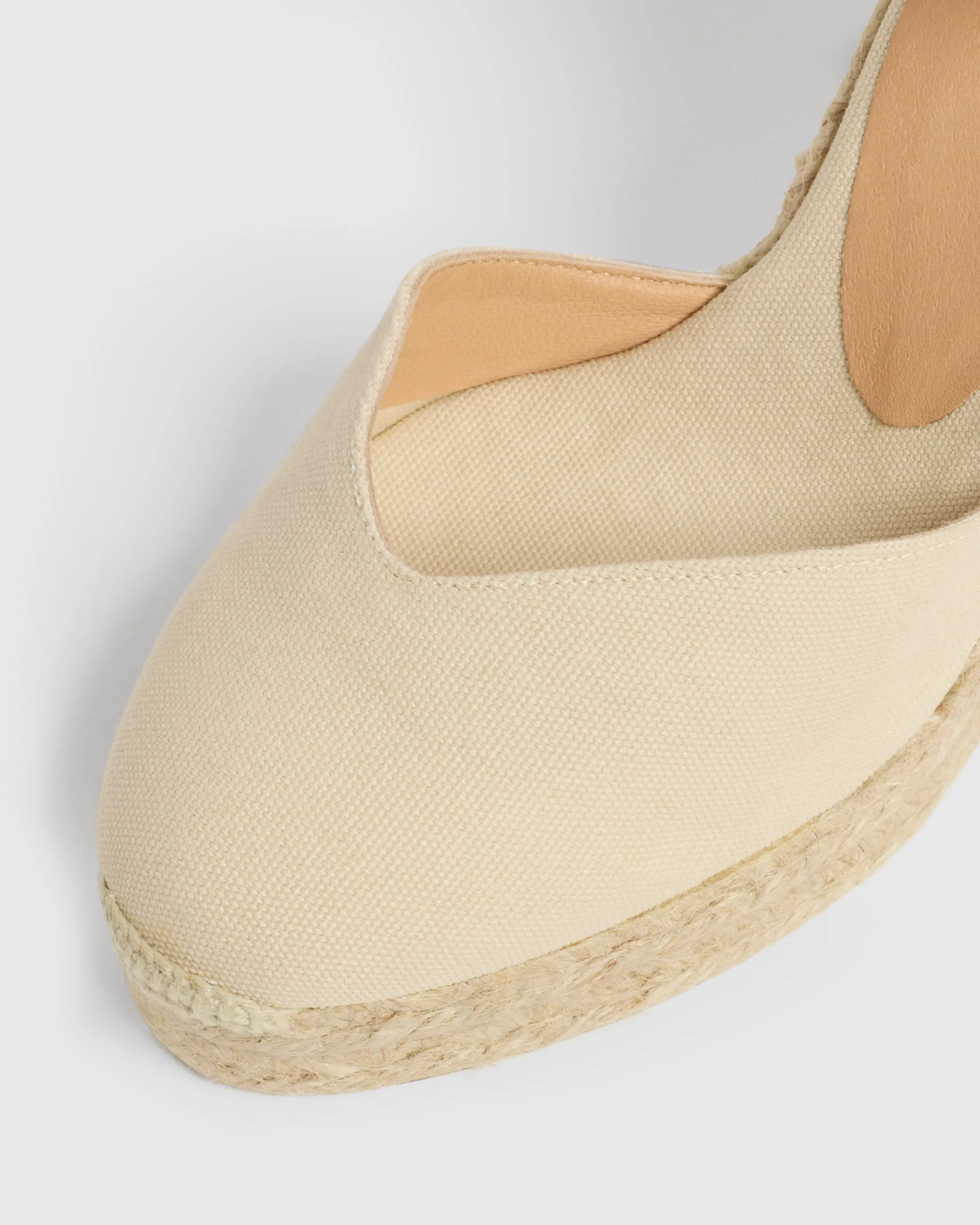 CHIARITA/8ED/001 Classic Finish Outfit Choice