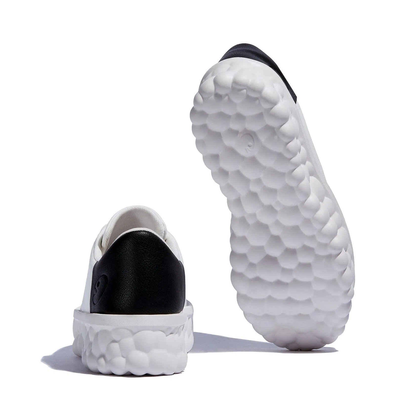 Panda Las Ramblas VI Women Multi Purpose Ventilated Sides