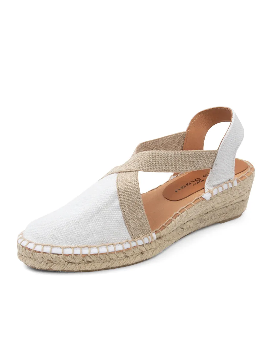 Flat Bottom Urban Pulse Grace Closed Toe Elastic Espadrille