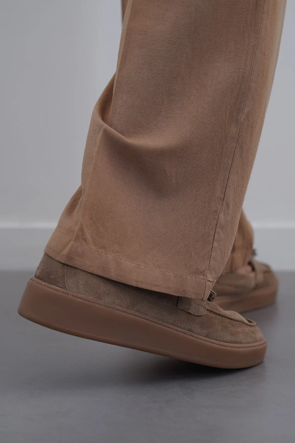 SUEDE LEATHER TASSEL LOAFERS Daily Hold