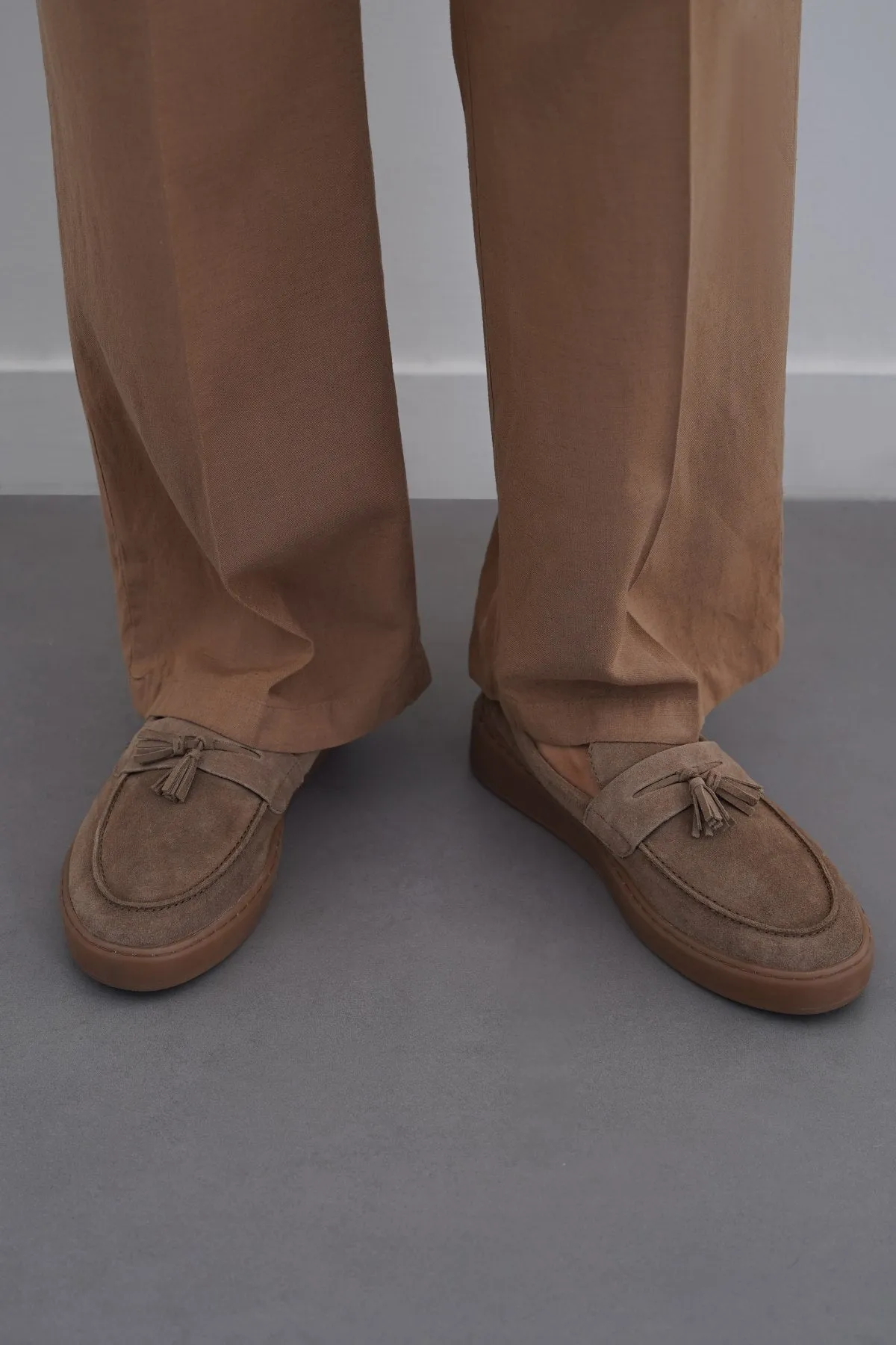 Interview Attire SUEDE LEATHER TASSEL LOAFERS