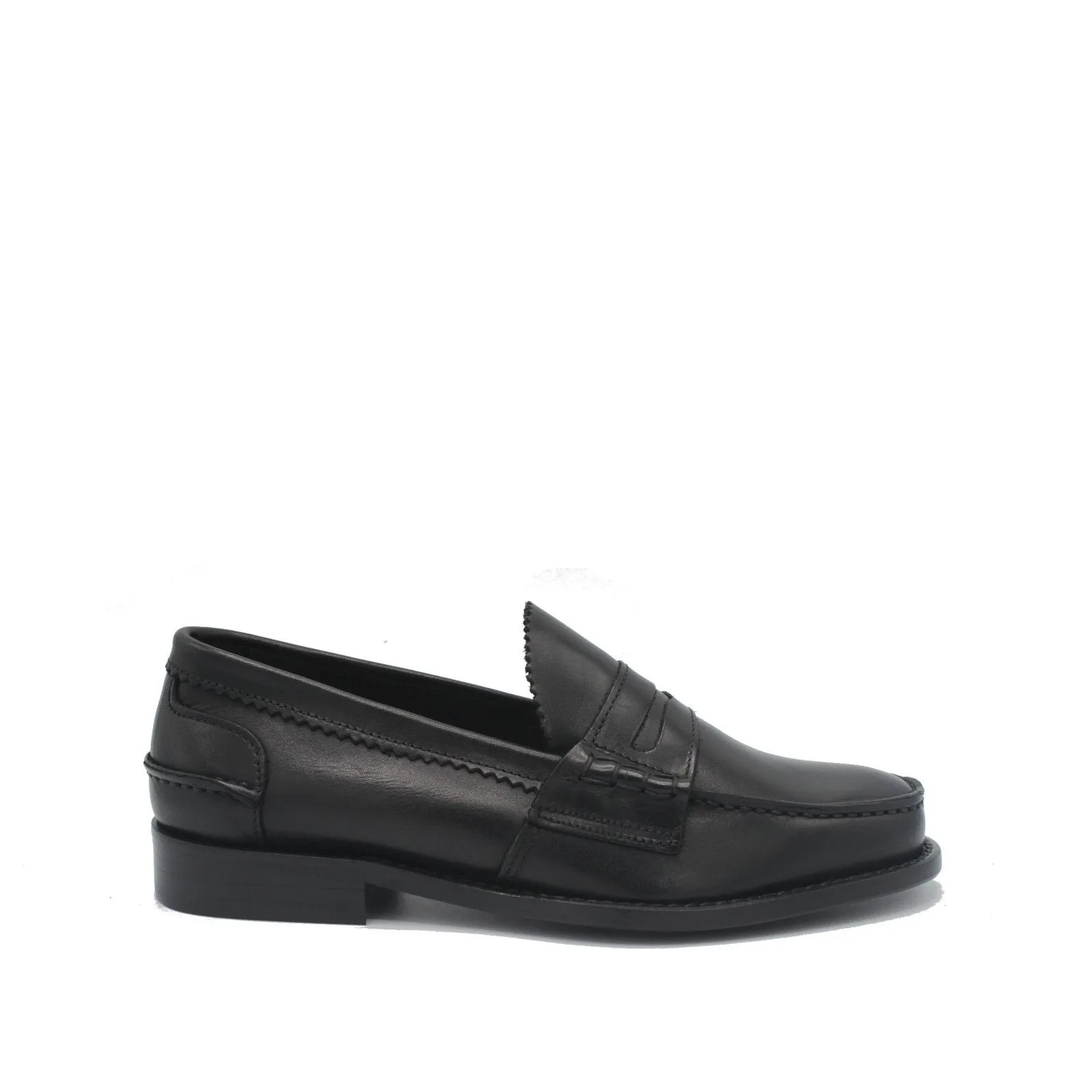 WOMAN PENNY LOAFER BLACK LEATHER Flex Path Sophisticated Style