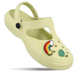Sandal Craftsmanship Walkaroo Womens Clogs  - WC8912 Pista Green