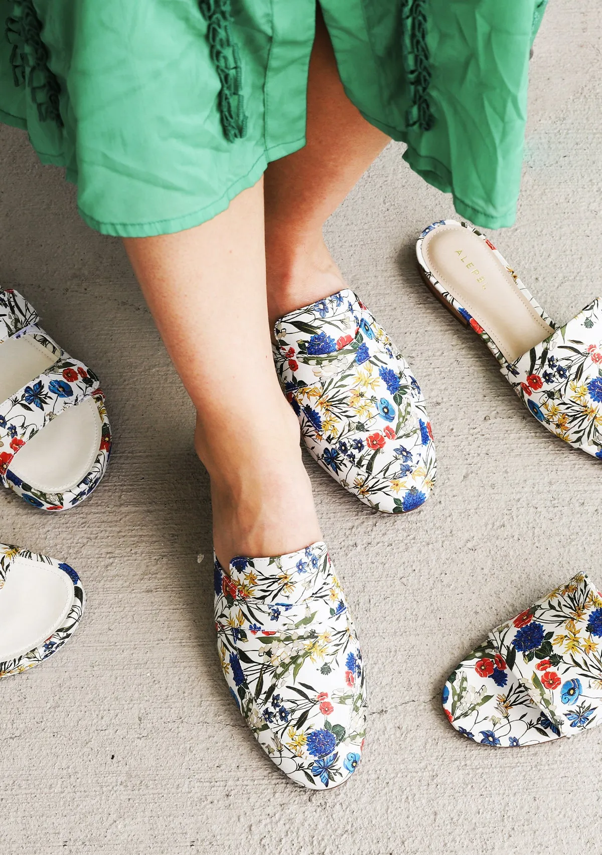 TractionOutsole Multifloral White Mule