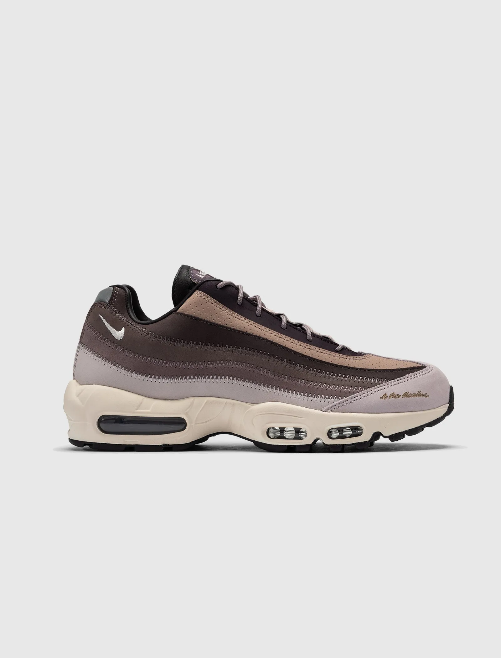 A MA MANI??RE x NIKE AIR MAX 95 "DIFFUSED TAUPE/PHANTOM" Icon Walk