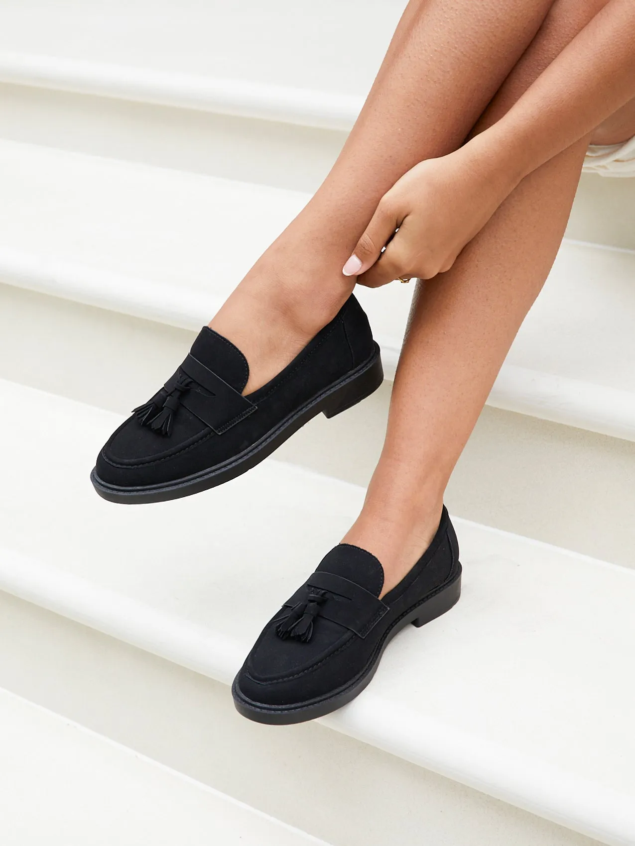 All-Season Comfort ROSALIE