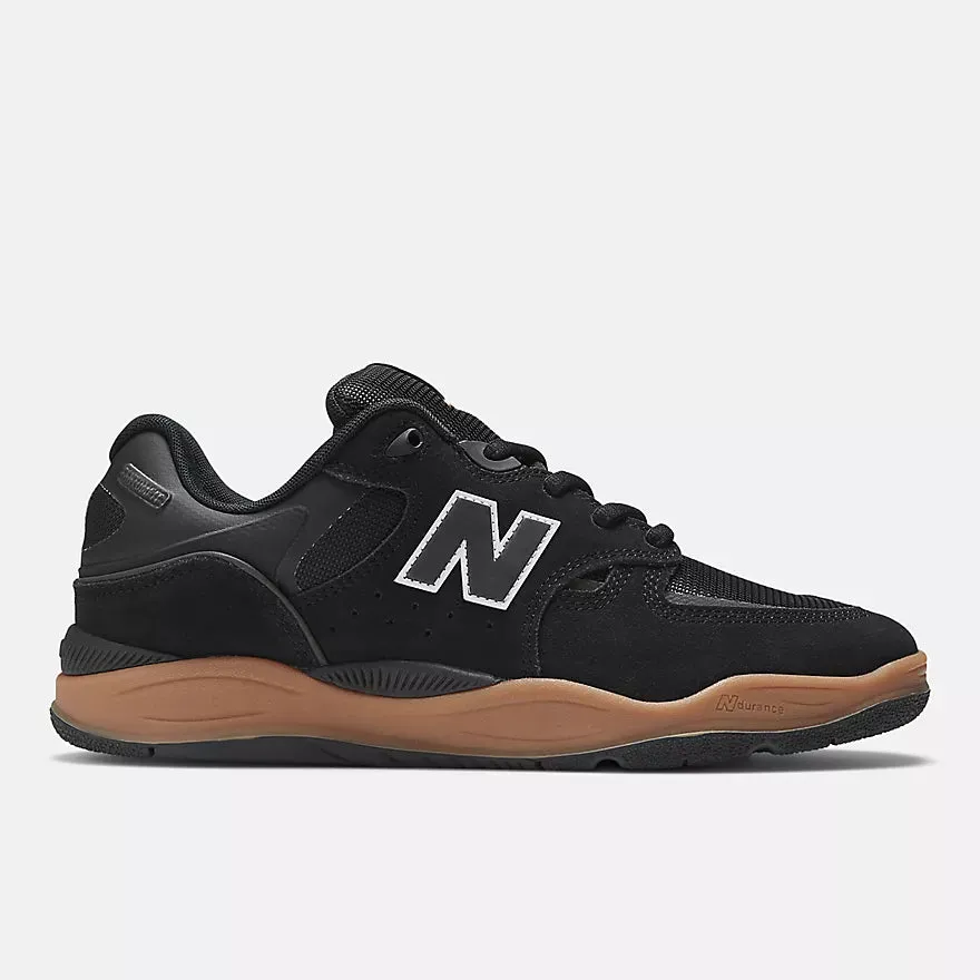 Snug fit New Balance Numeric 1010 Tiago Lemos Skateboard Shoe - Black With White