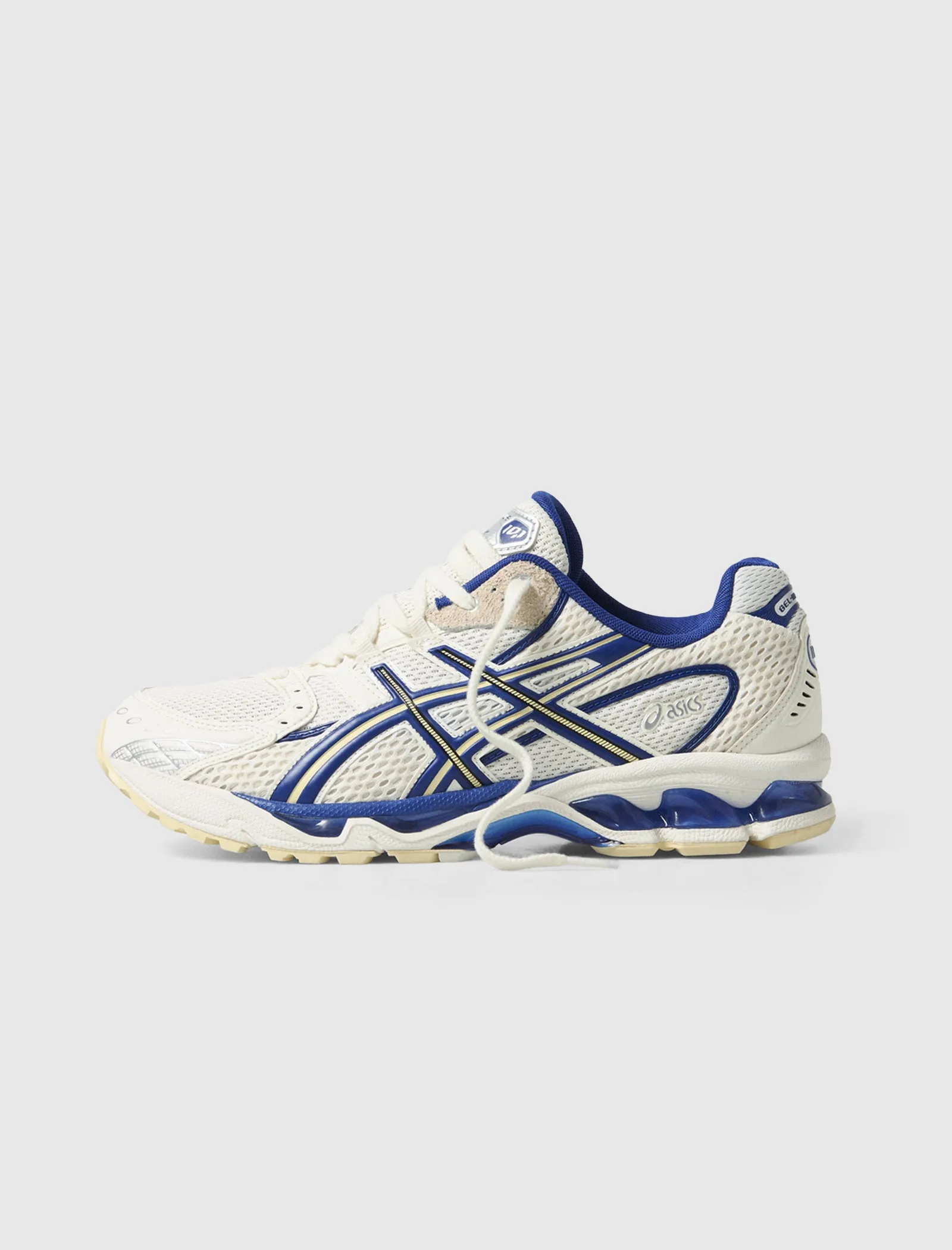 GEL-NIMBUS 10.1 "SNOW WHITE/SODALITE BLUE" Hill Walk