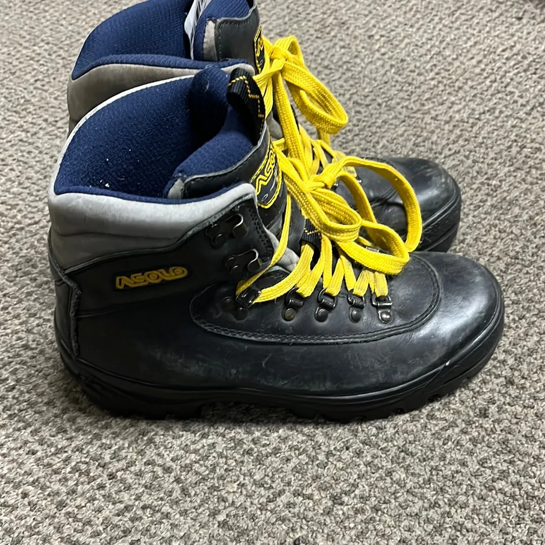 Adventure Mode Lightweight Design Used Asolo Ridge Leather Hiking Boots men's size 8