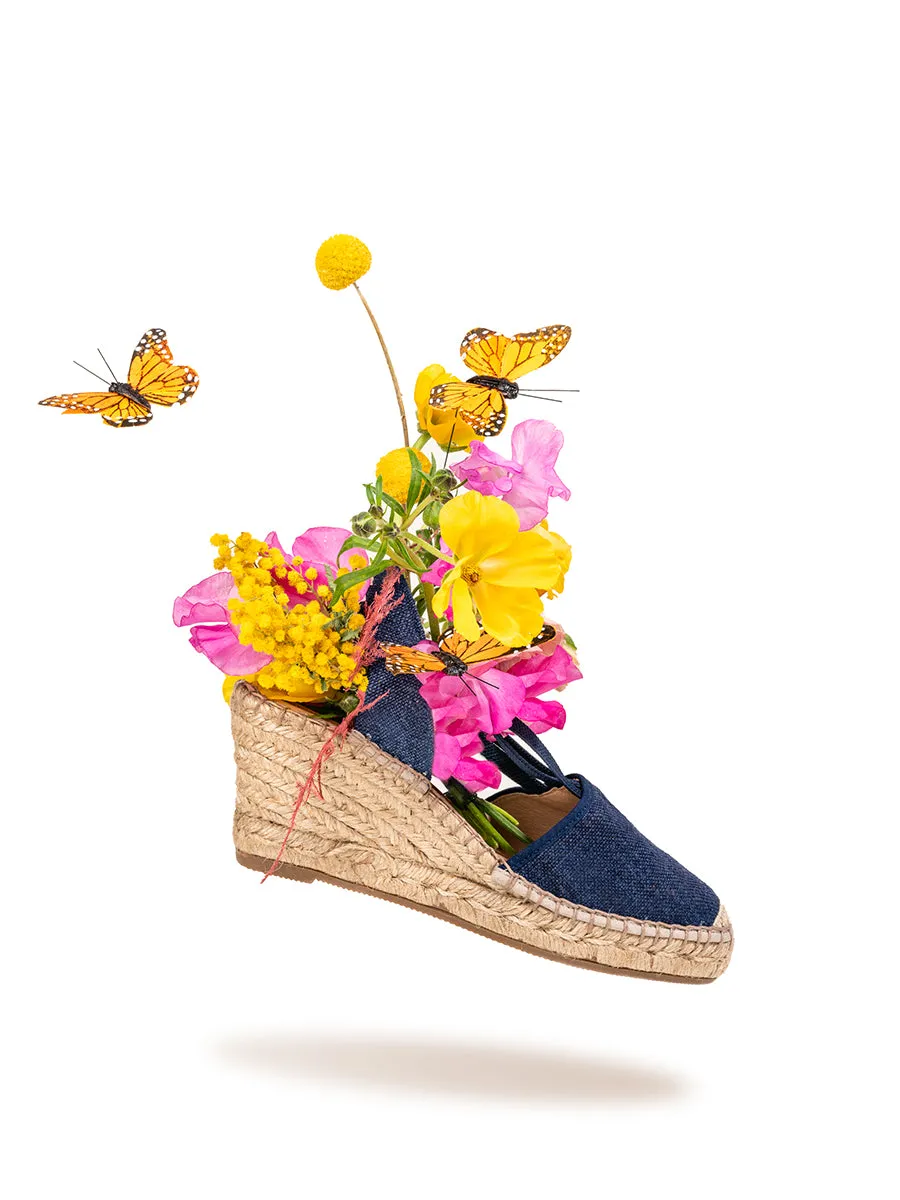 Minimalist Design Seville Closed Toe Slingback with Elastic Strap